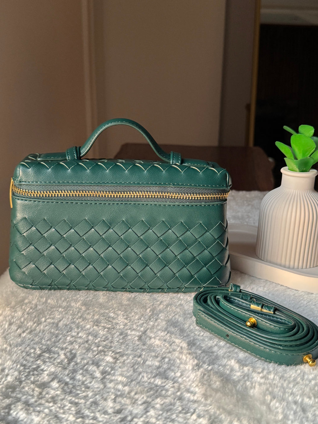 JW Pie Woven Bag with Long Strap (Emerald Green)