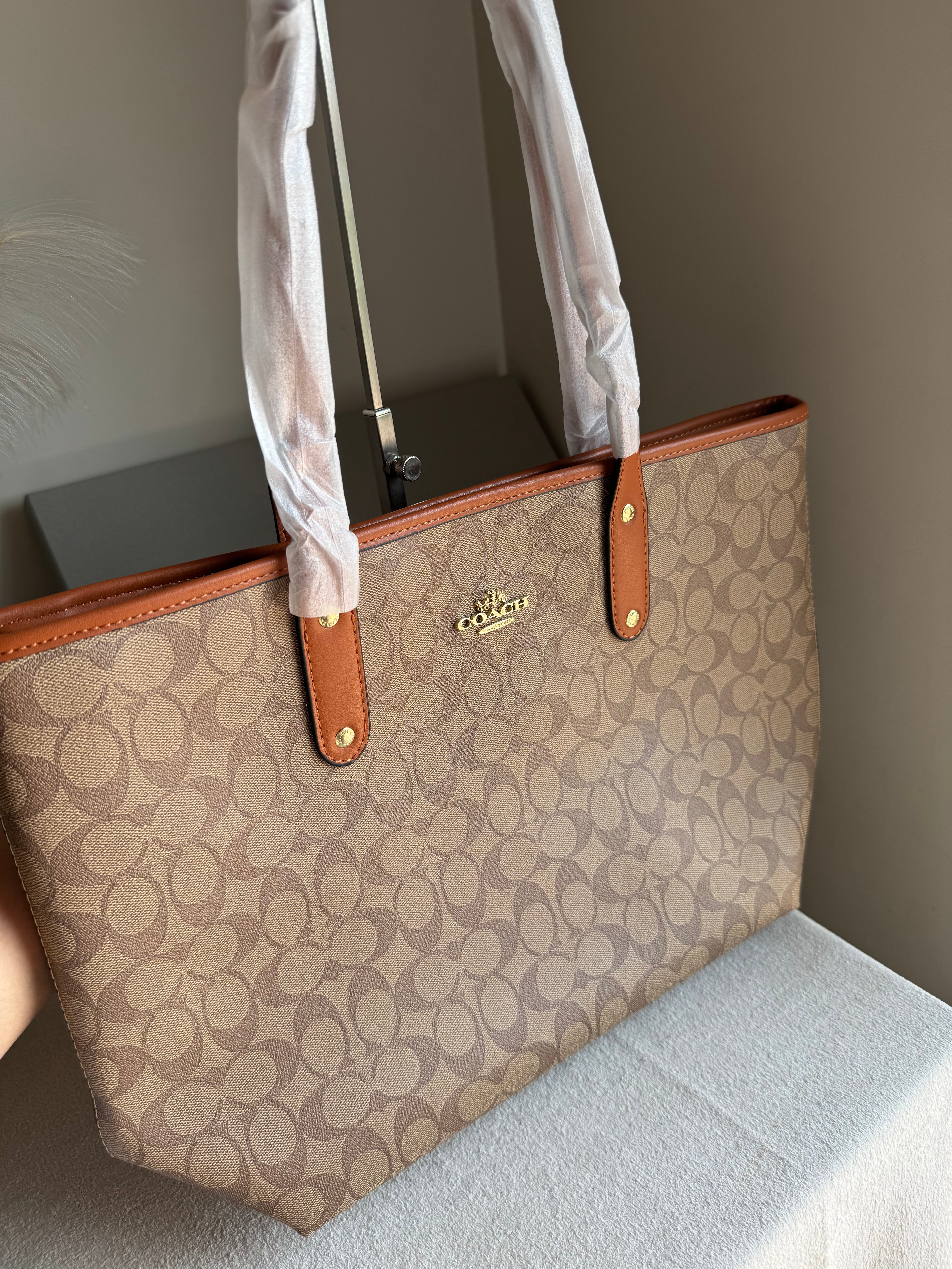 COACH TOTE BAG PREMIUM (Apricot Brown) - BOX PACKING