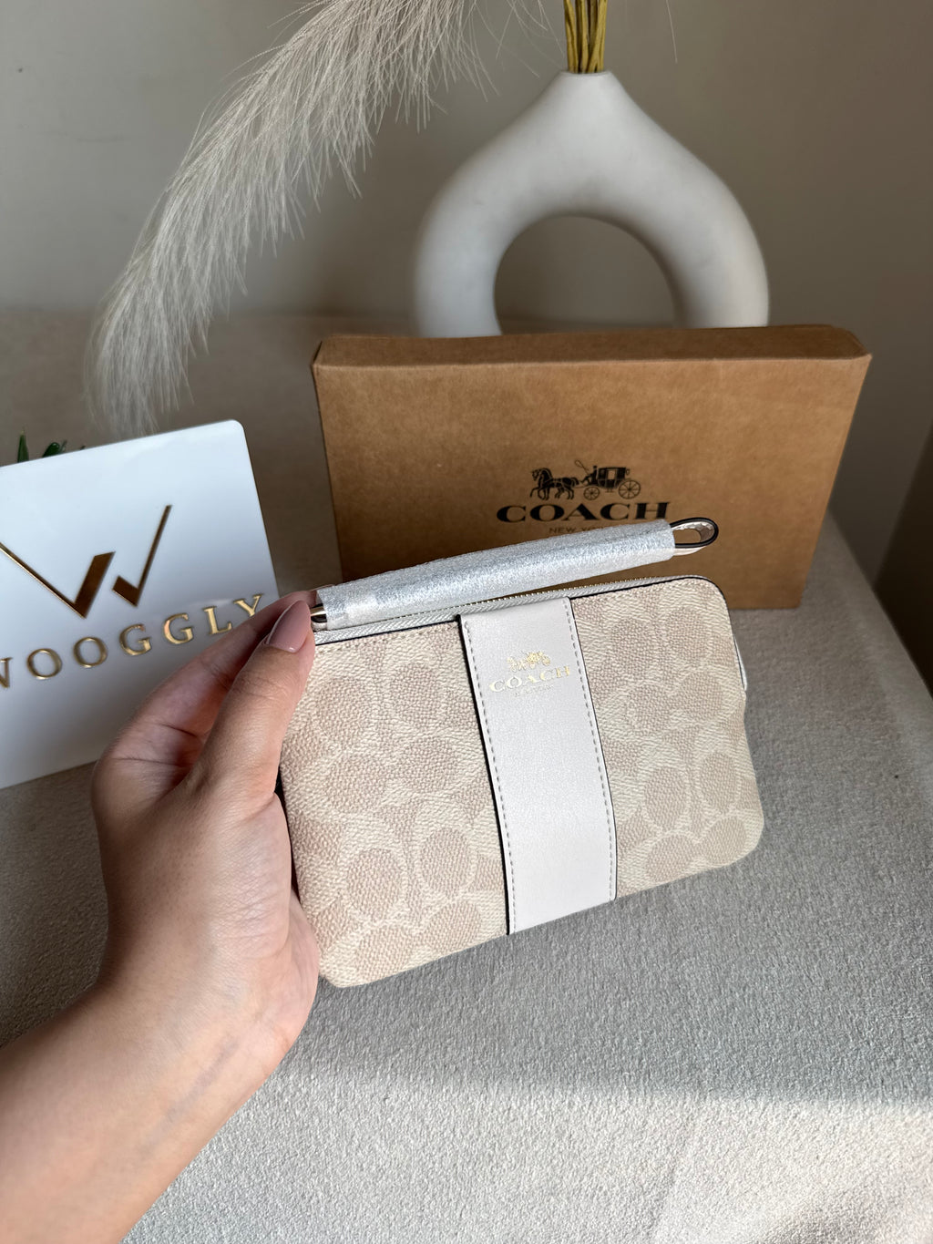 High Quality Wristlet - Apricot Fawn