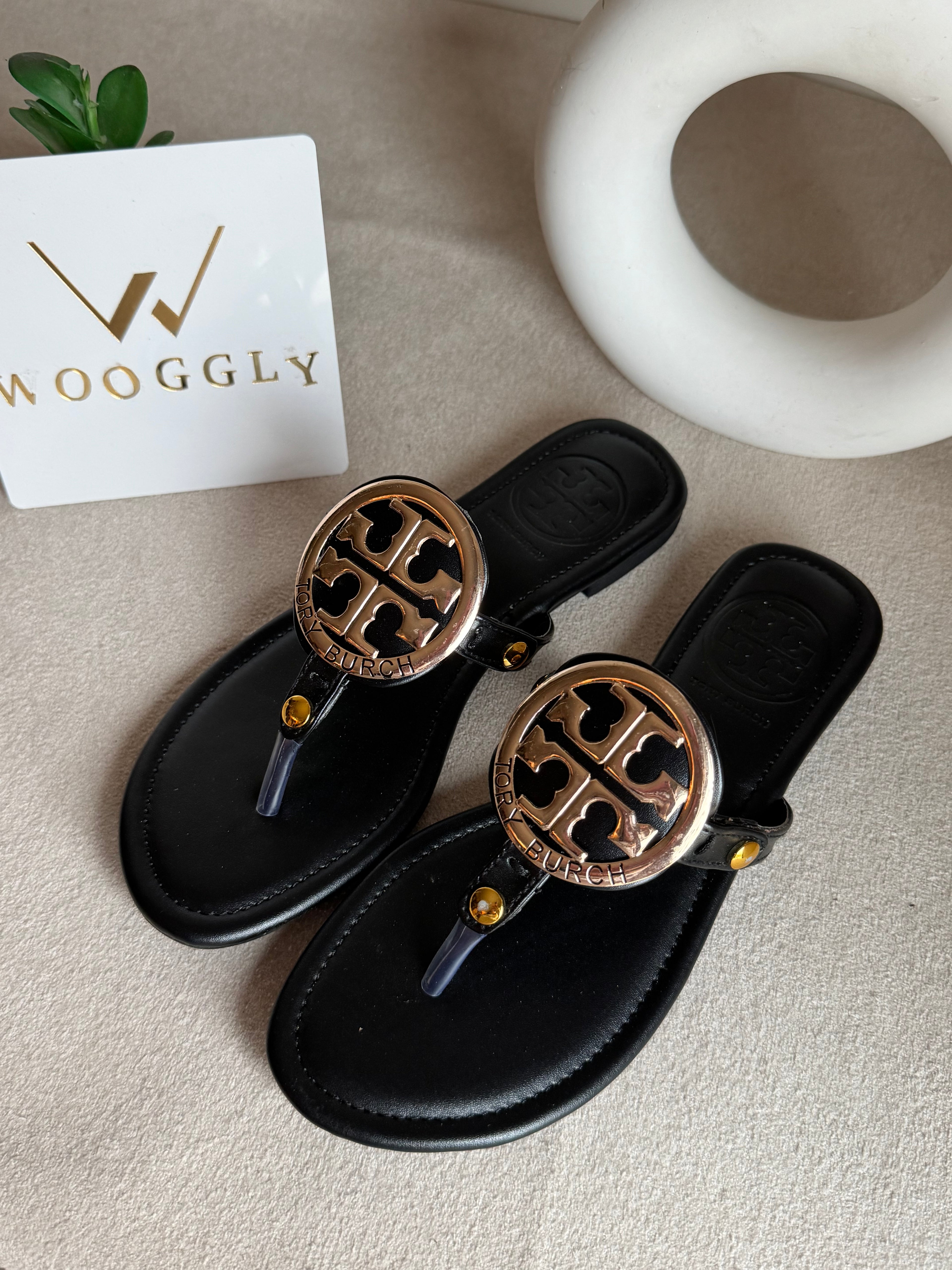 Viral Tory Burch Slides Black