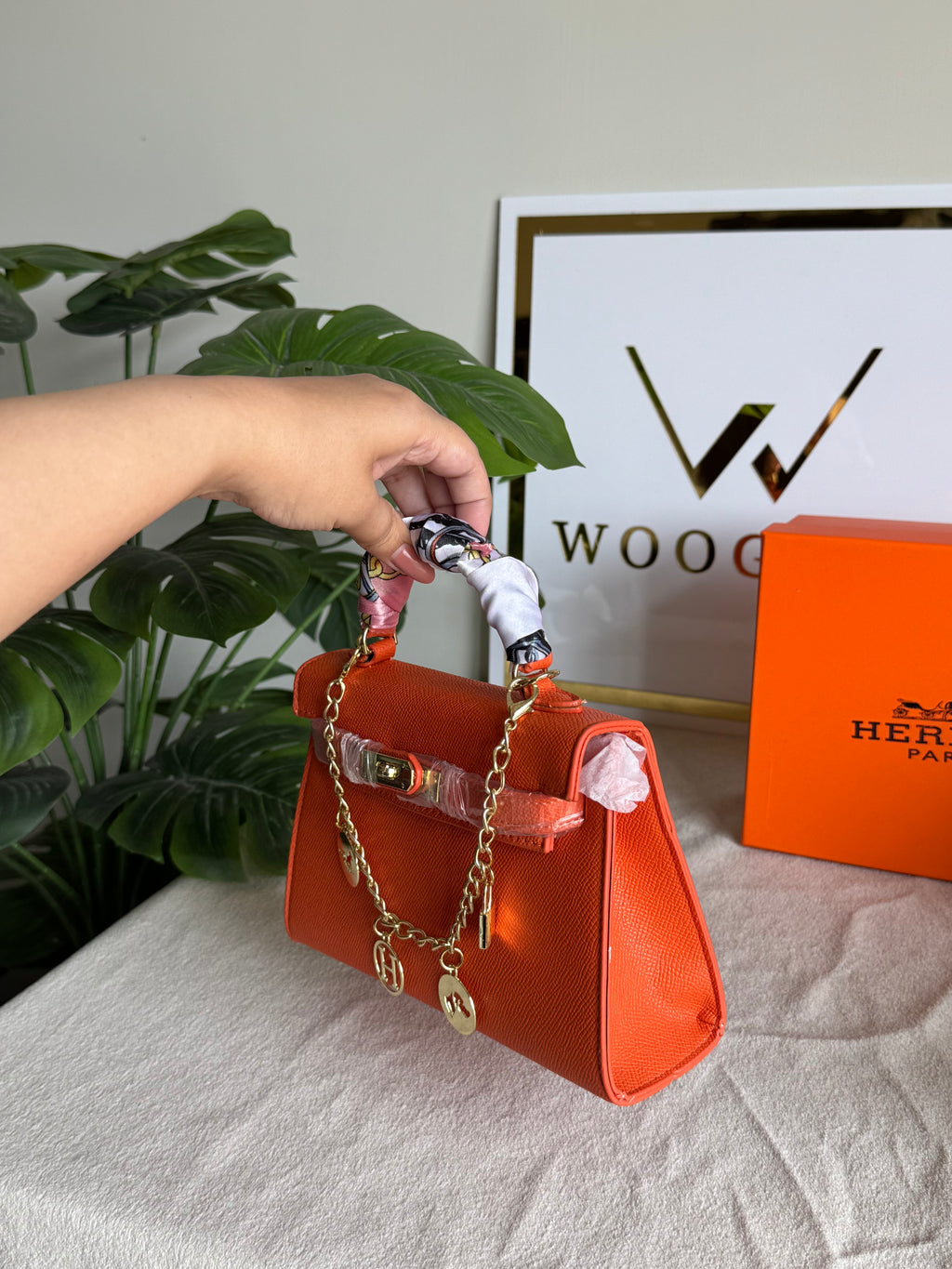 Hermes Kelly BOX PACKING with Chain and Scarf (Orange)