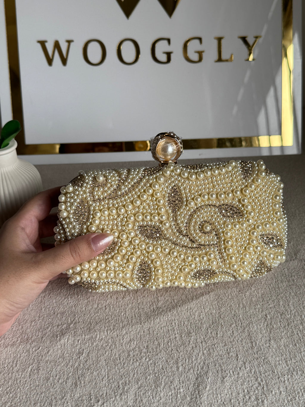 Zarmina Pearl Clutch