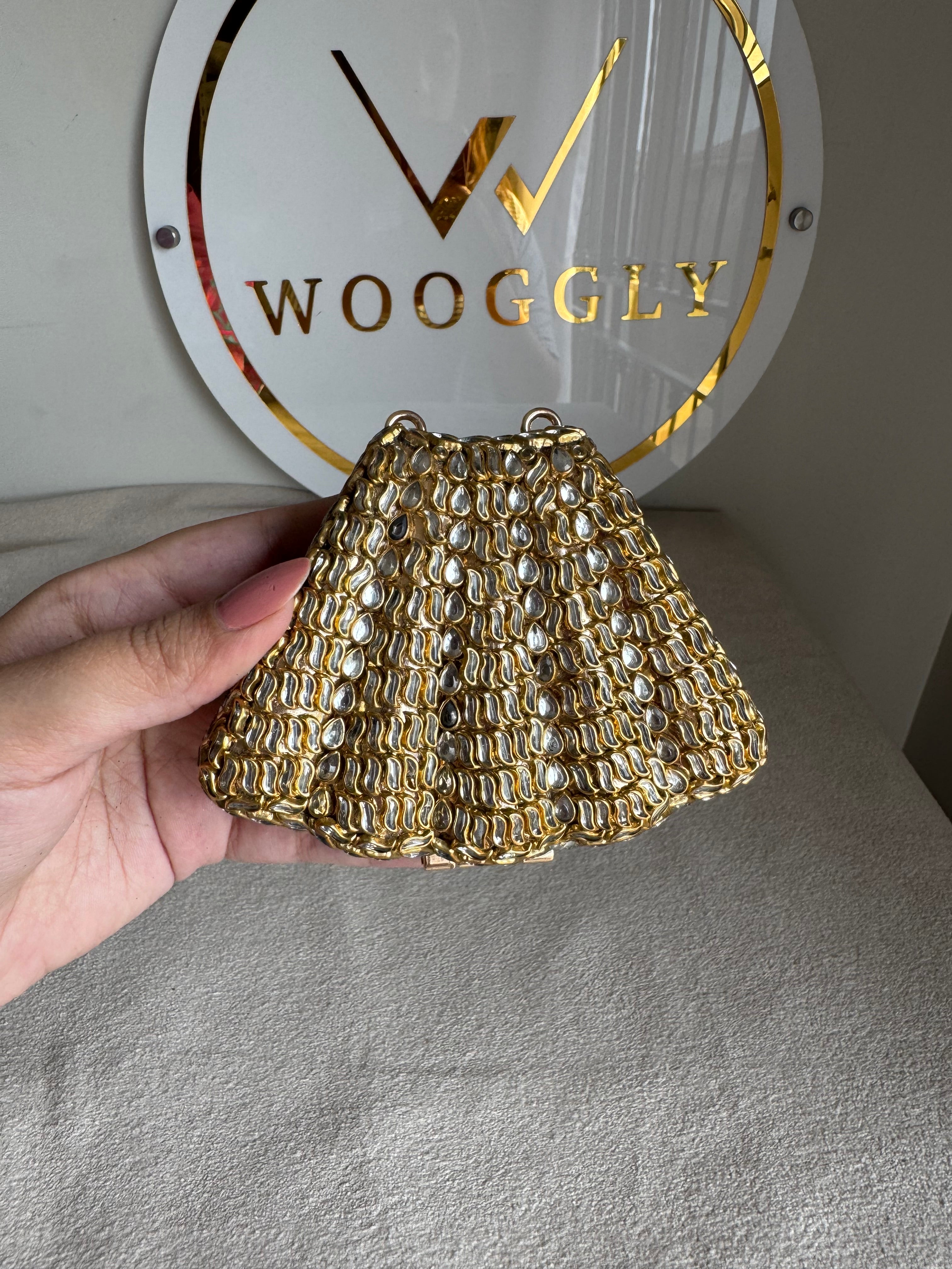 Kundan Shell Clutch with Chain