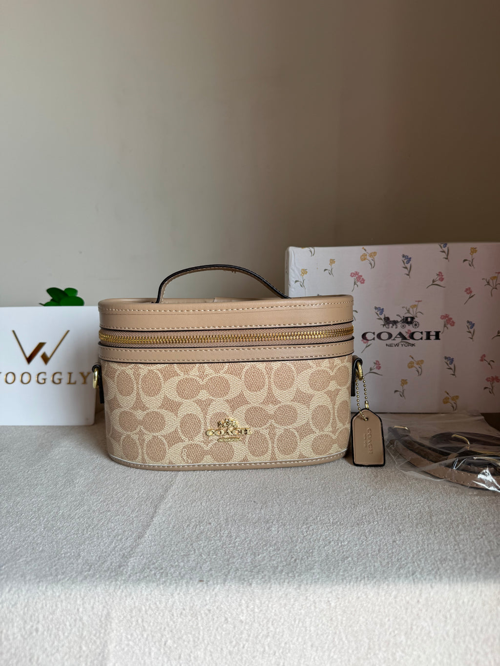 COACH Premium Bucket Bag (Signature Beige) with Long Strap - BOX PACKING