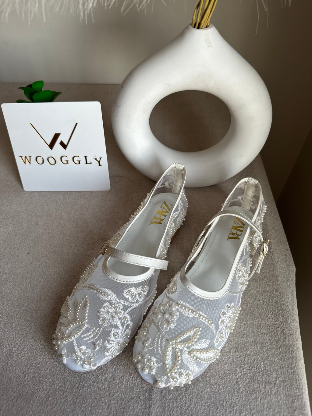 Zara Embroided Net Pumps - White