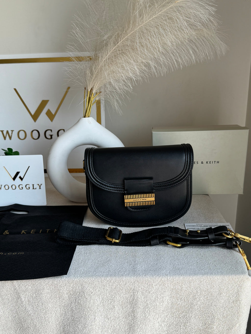 Premium C&K Mia Bag with PROPER PACKING Black