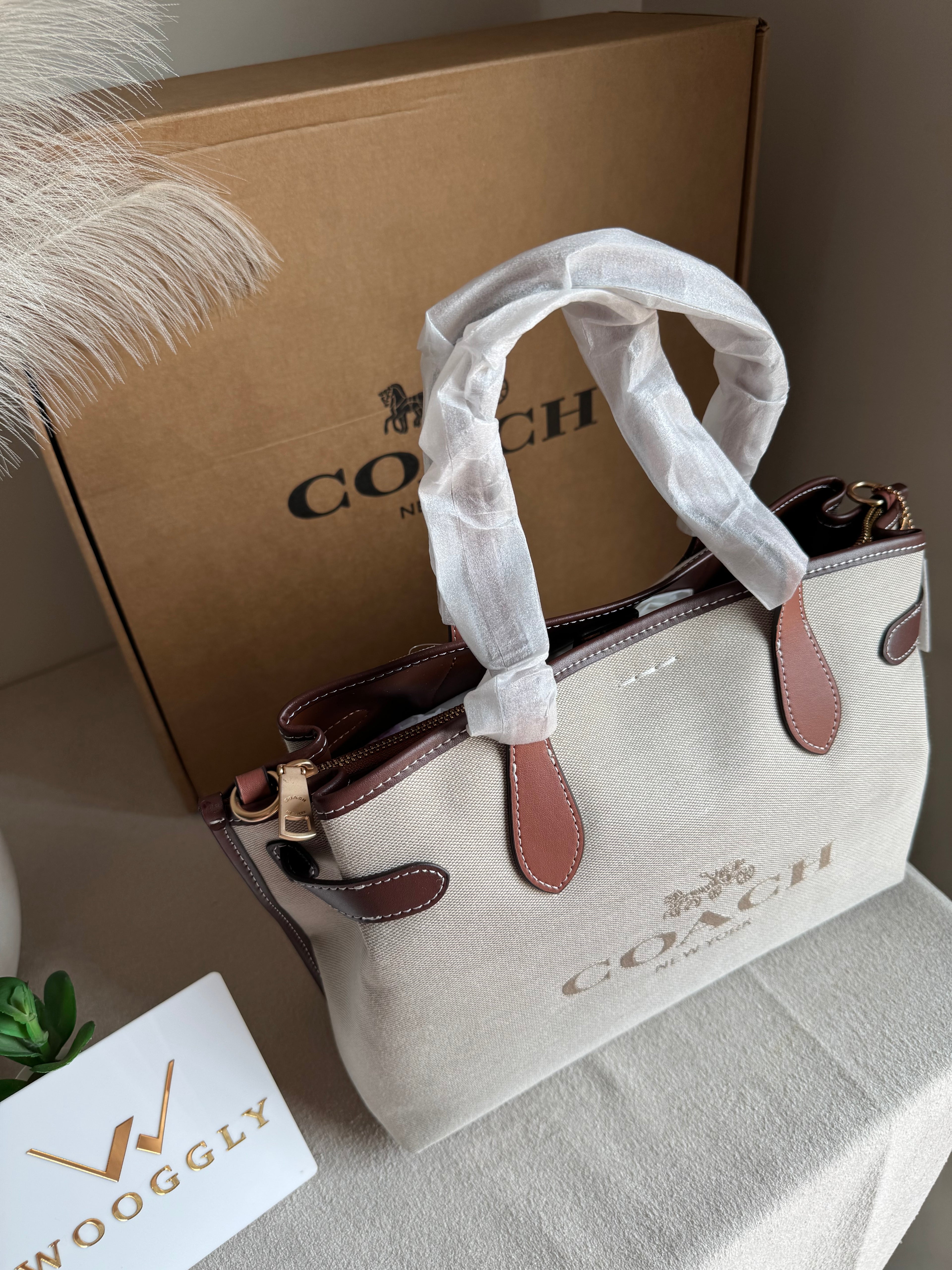 COACH PREMIUM Hand Bag (Brown Jute) BOX PACKING