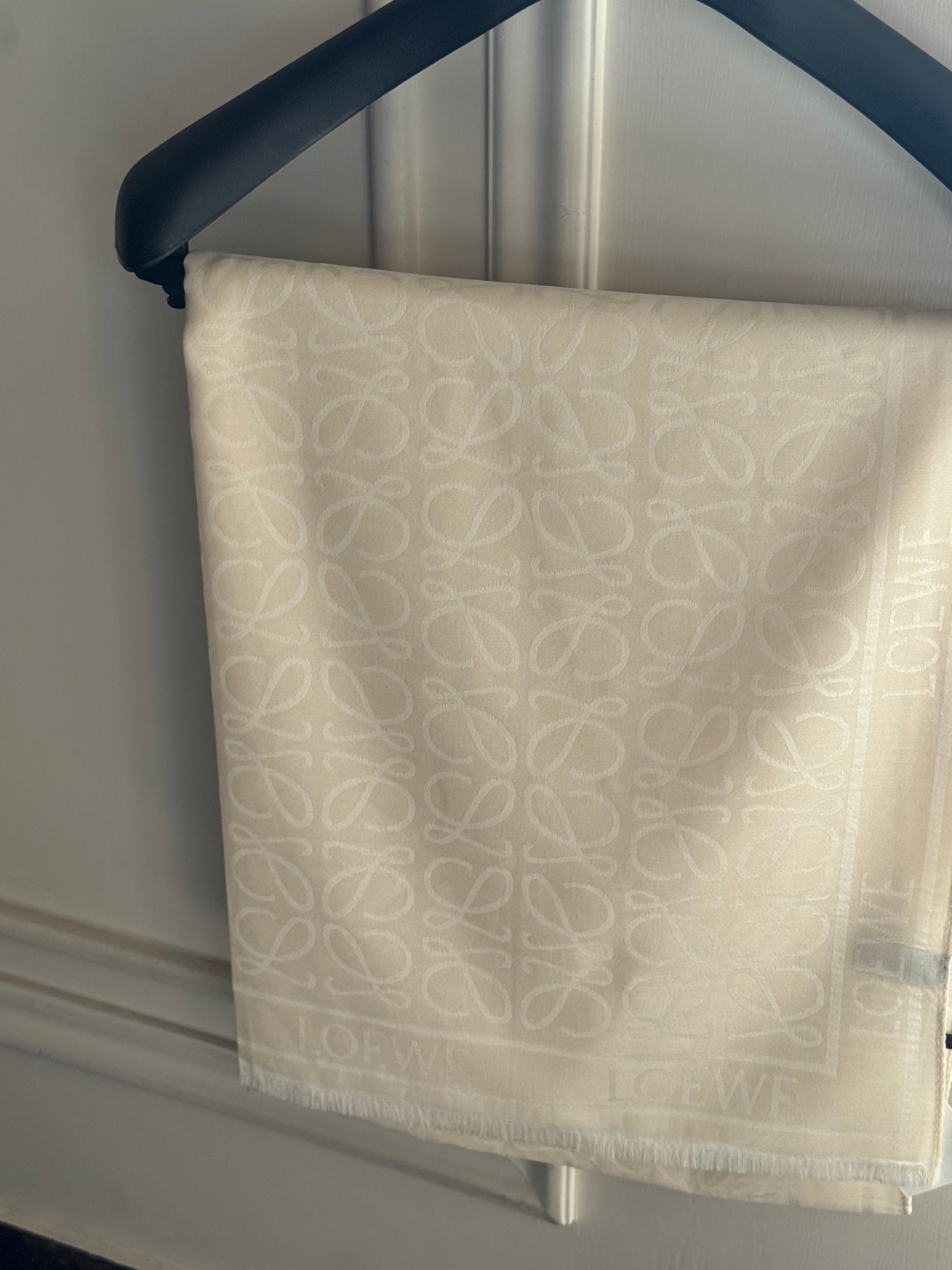 ALL SEASON Loewe Stoller - Cream