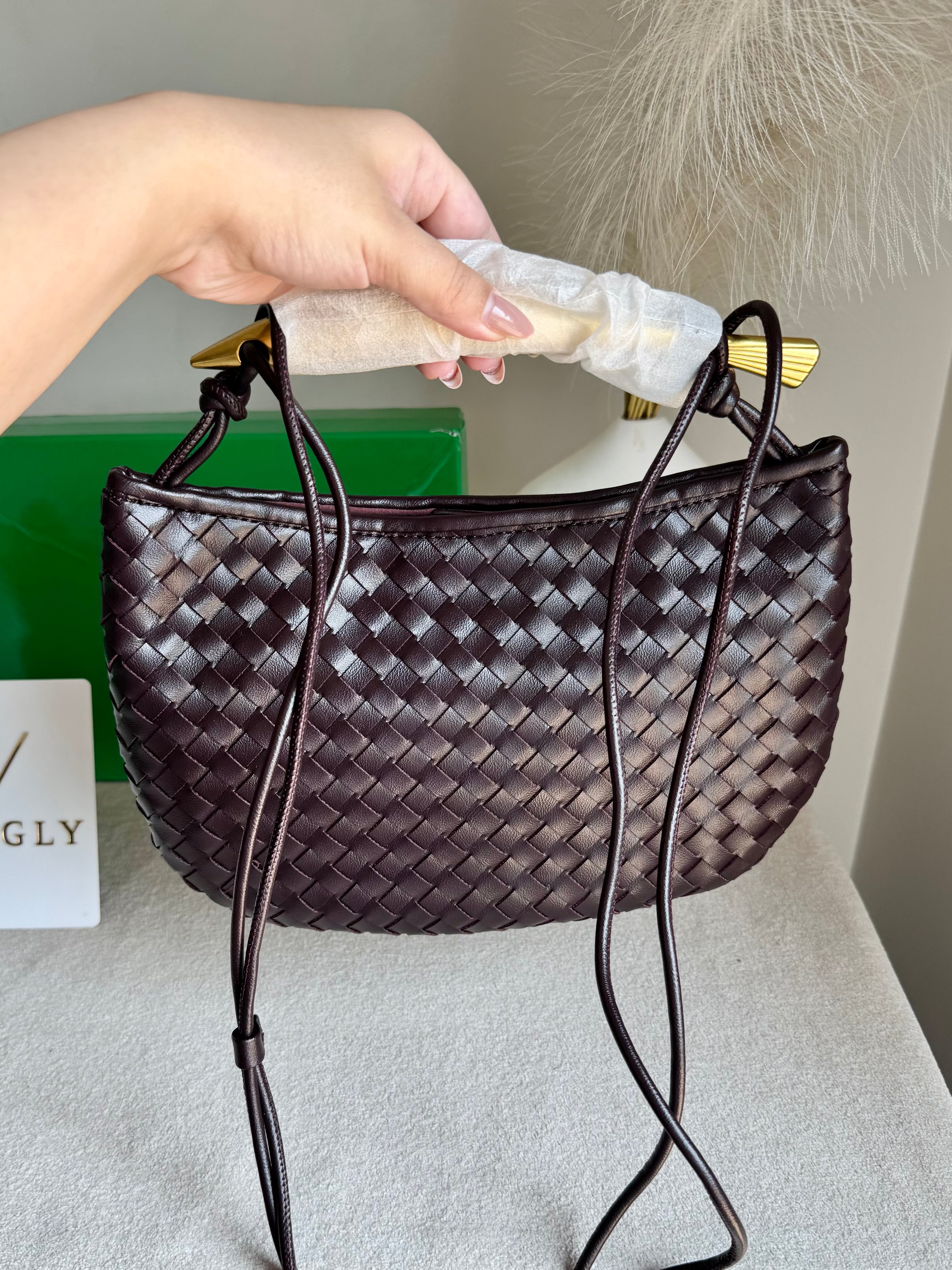 Bottega Veneta New Arrival - Magenta