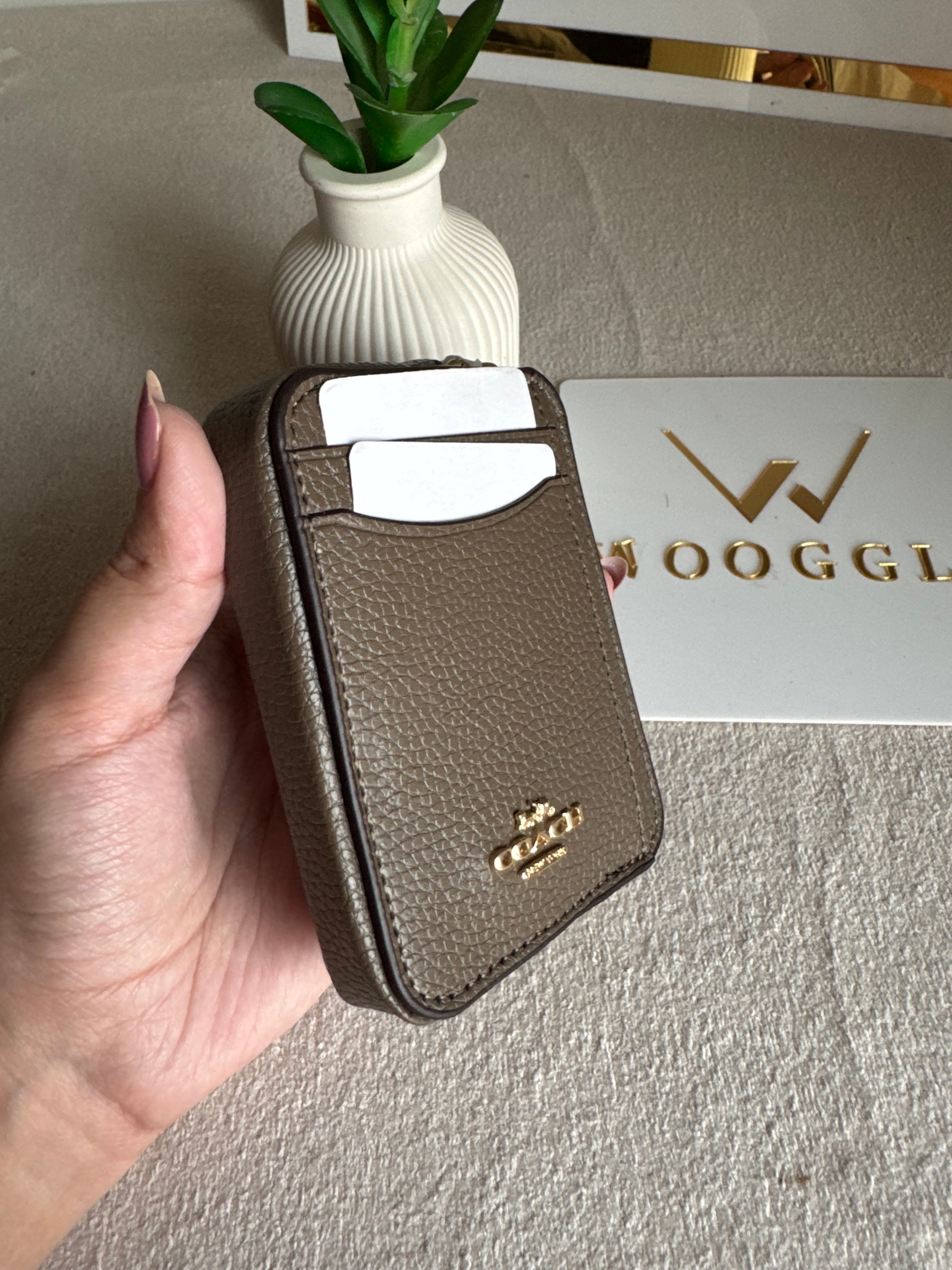 Coach Zip Card Case - Olive