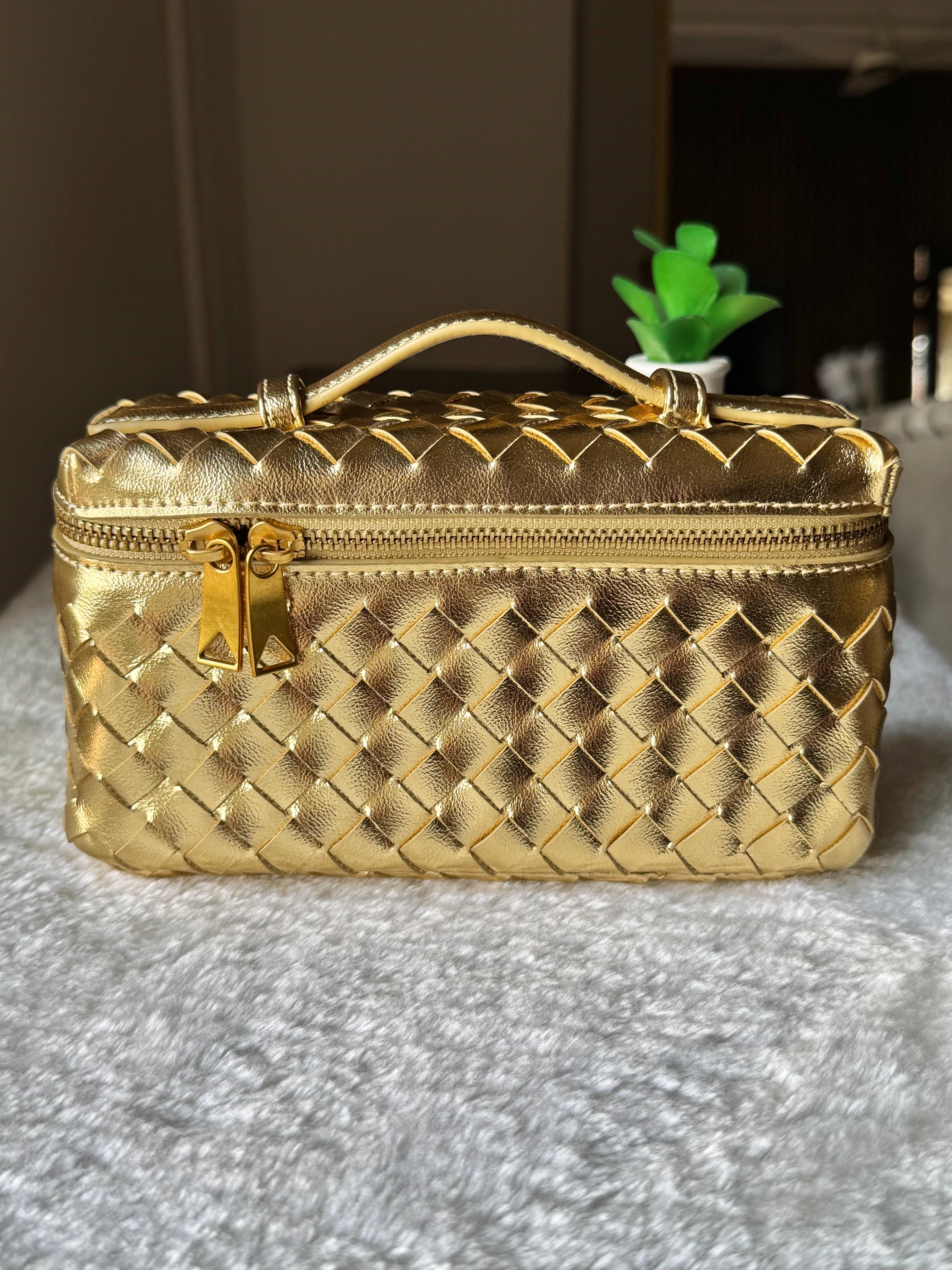 JW Pie Woven Bag with Long Strap (Gold)