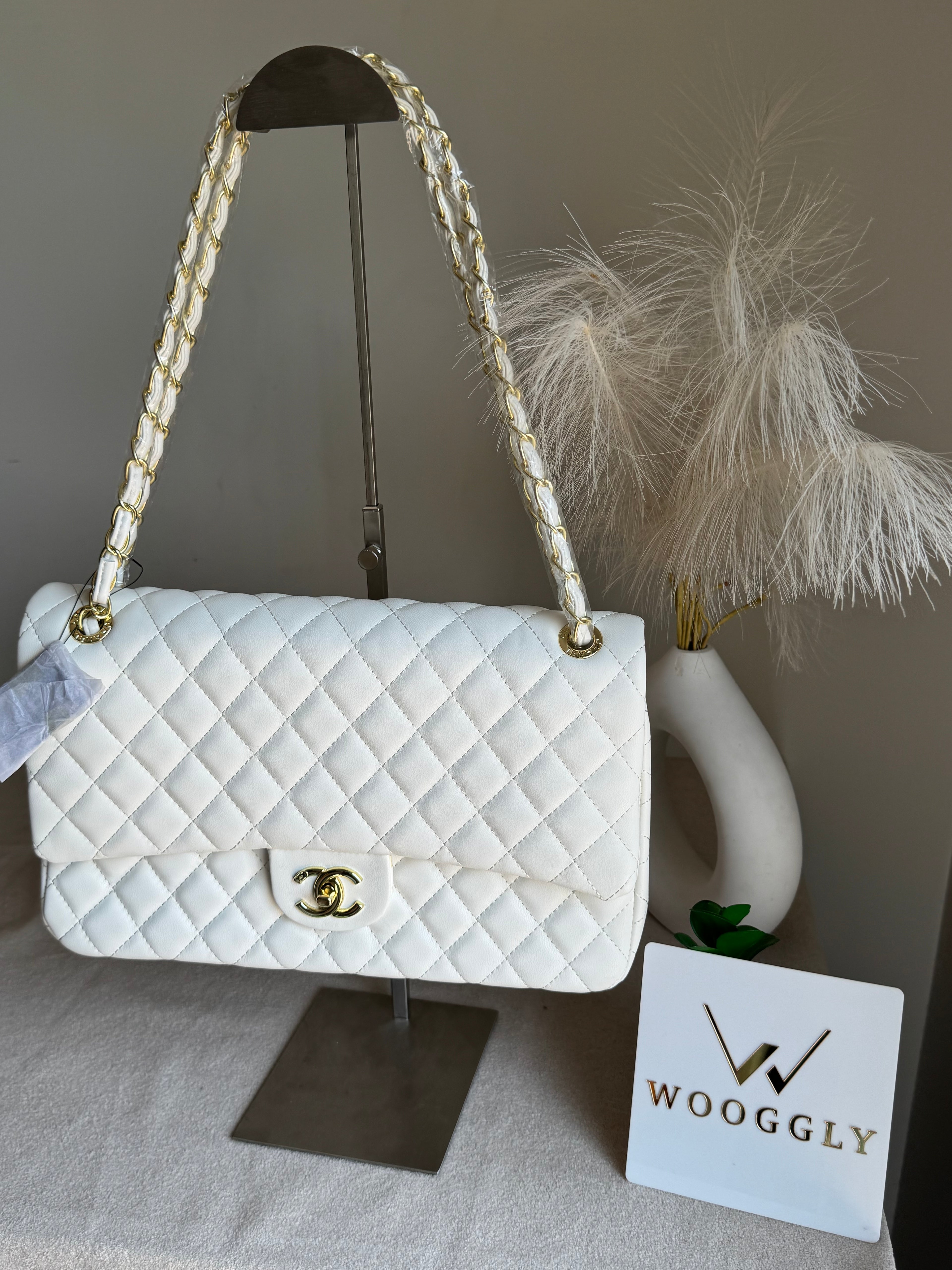Classic CH Premium Bag (White)