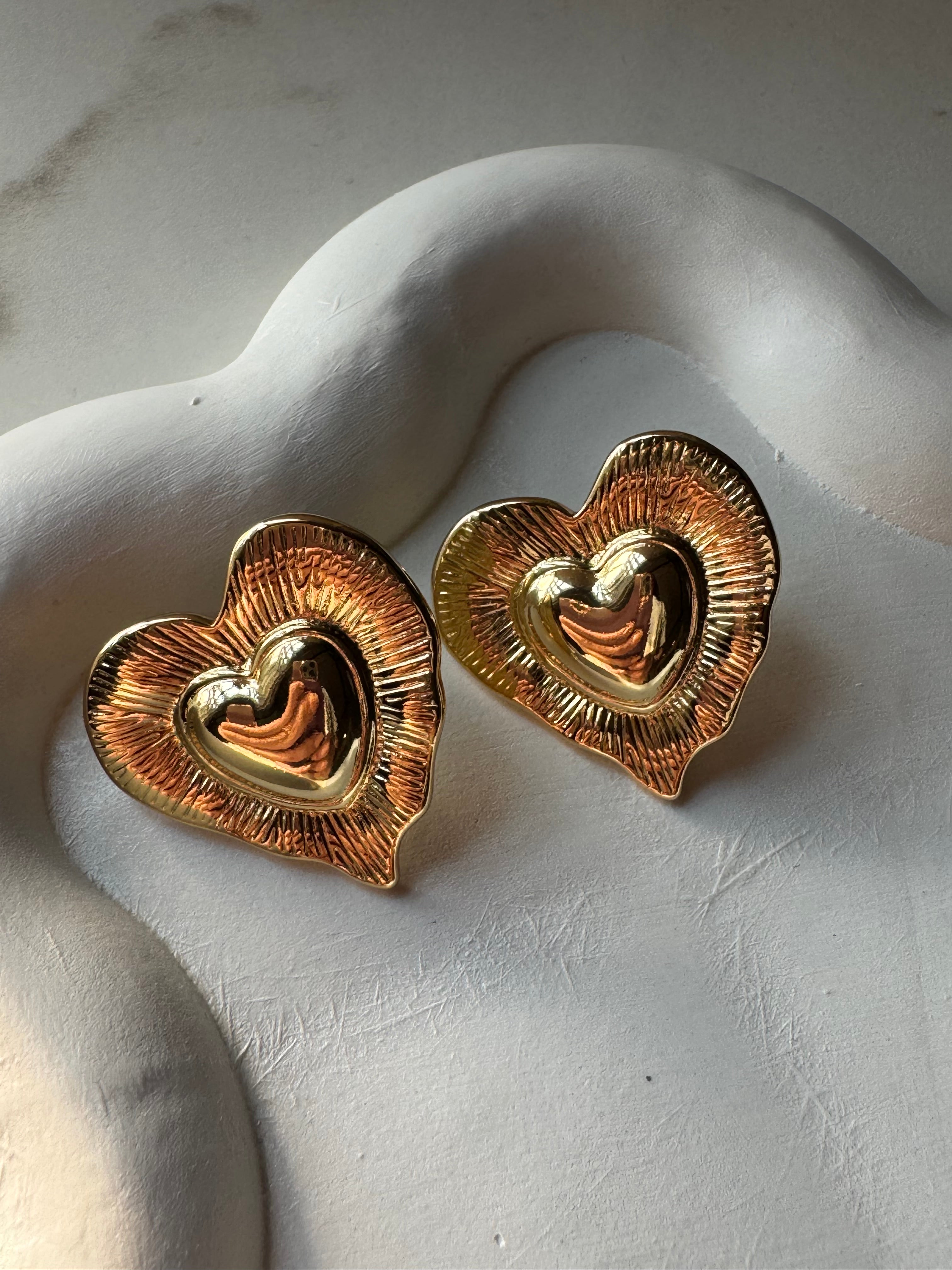 Heart Studs - 18K Gold Plated