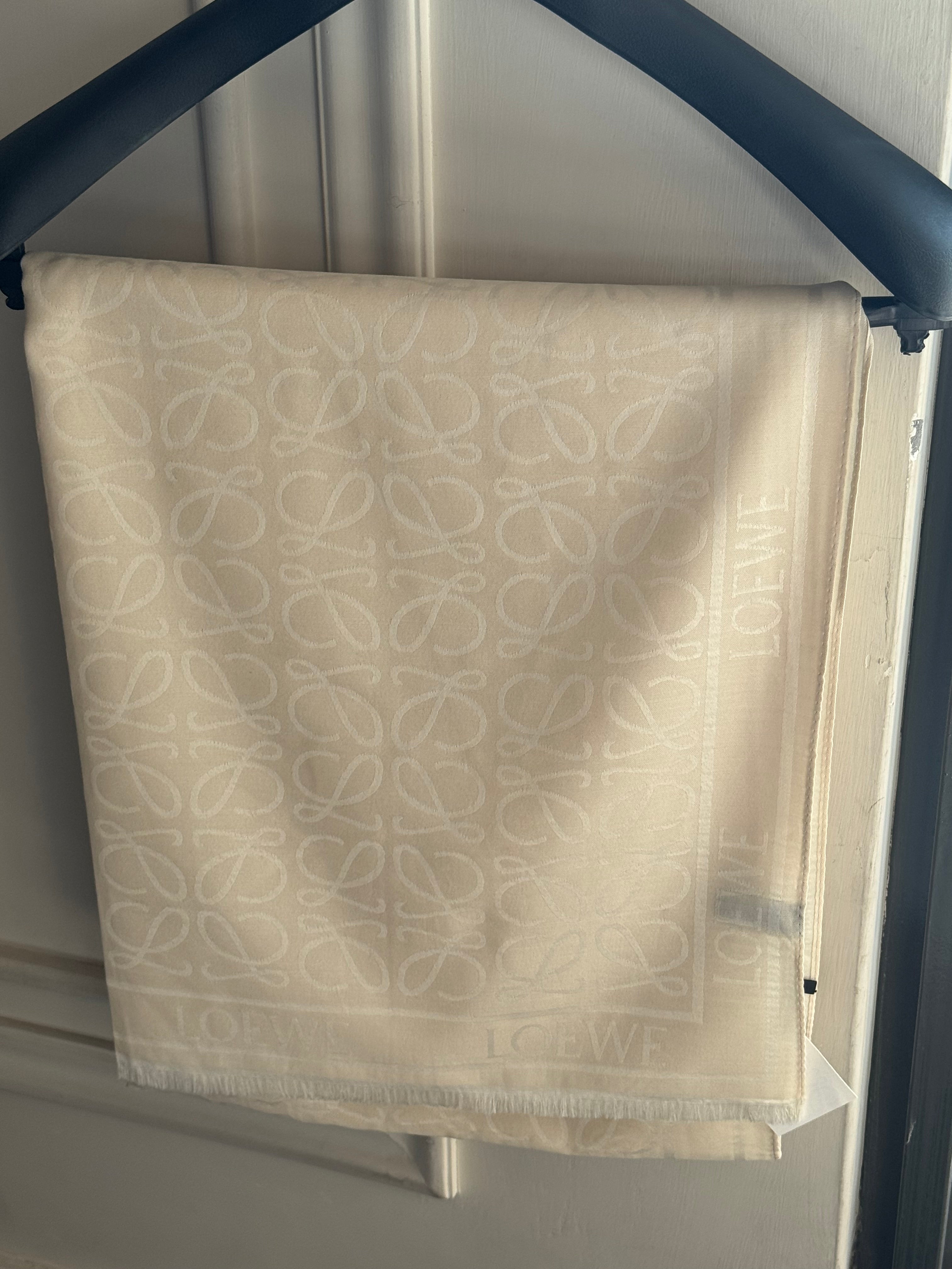 ALL SEASON Loewe Stoller - Cream