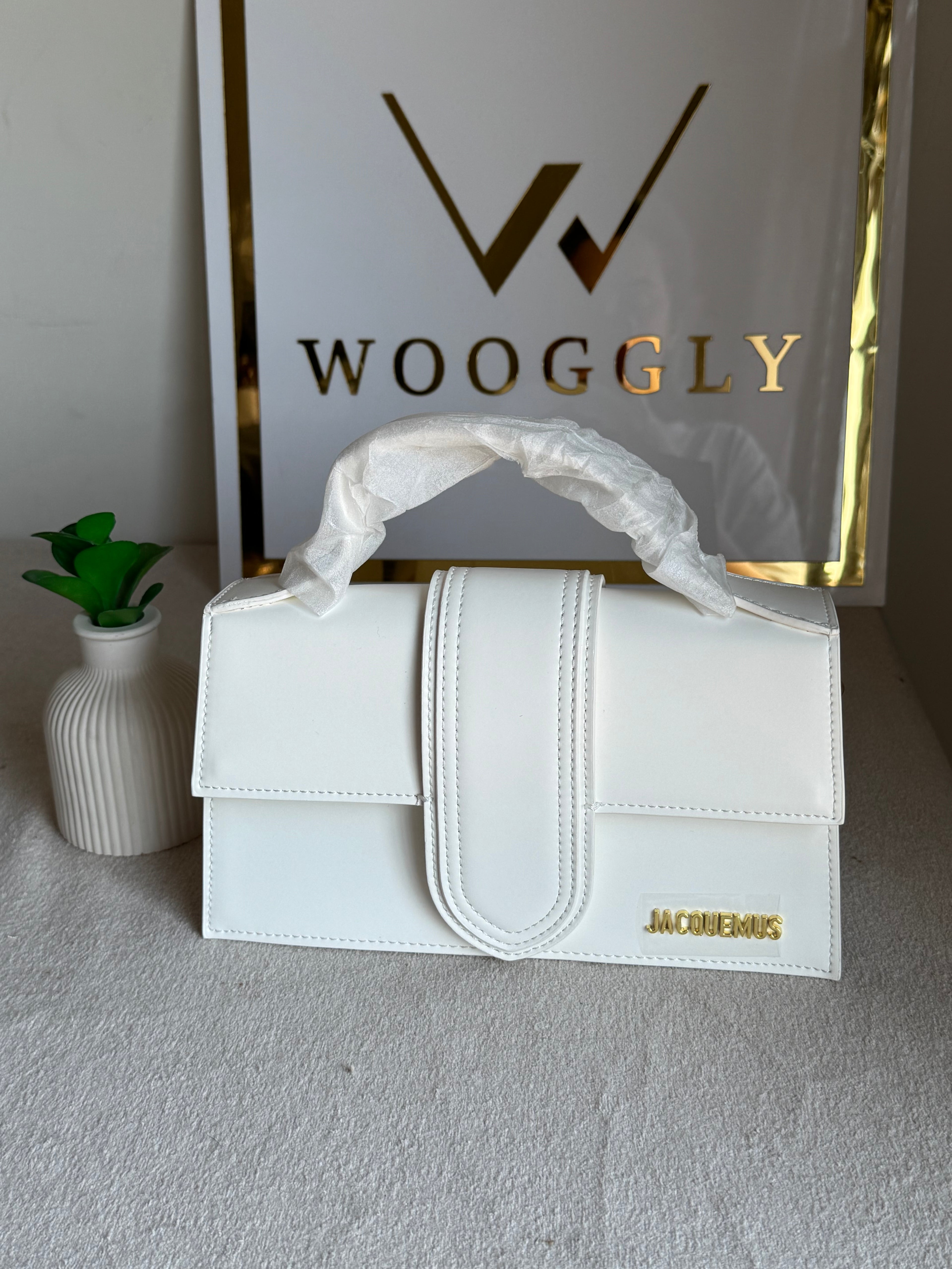Jacquemus - Medium Bambino (White) BOX PACKING