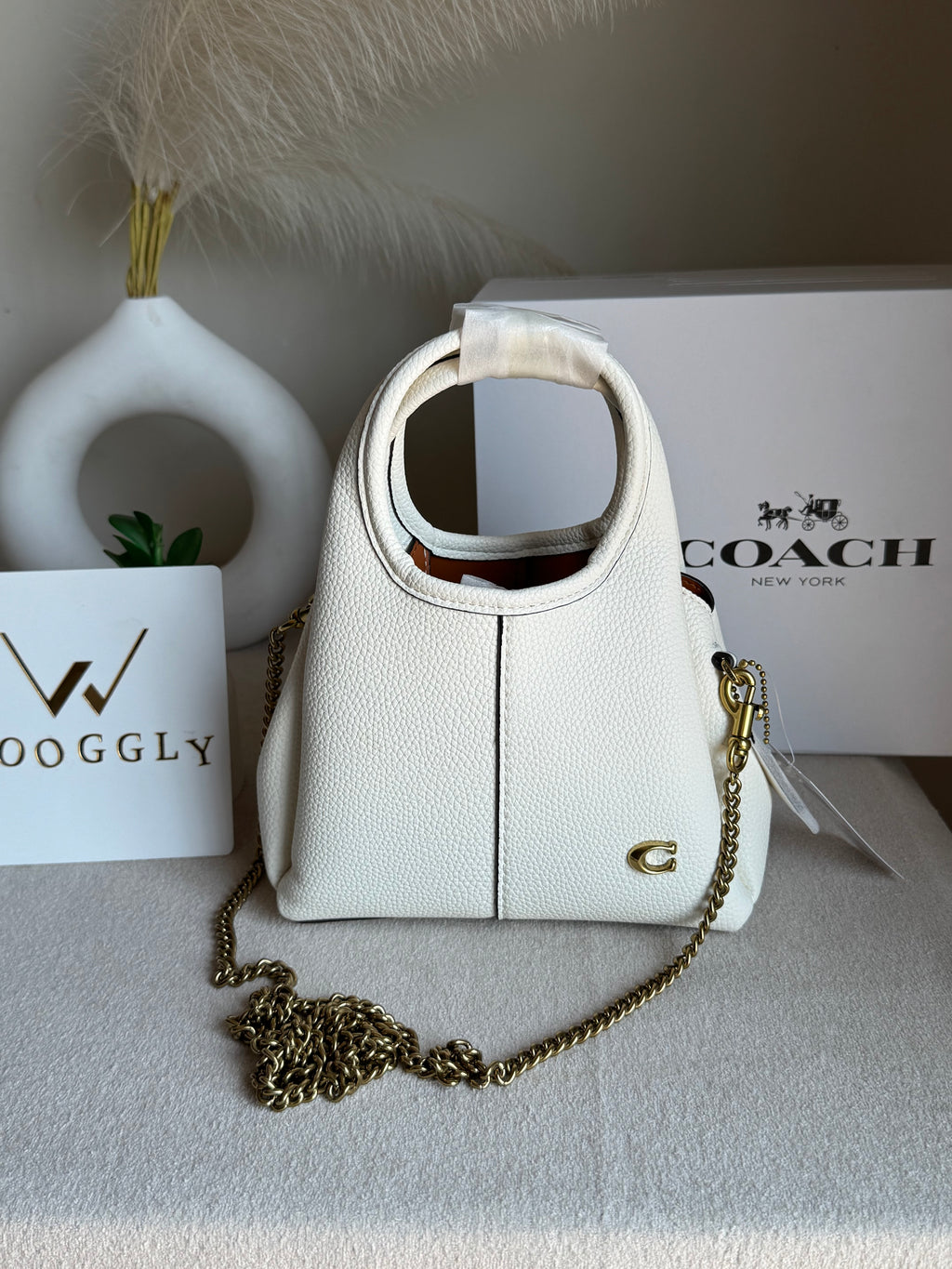 EXTREMELY PREMIUM MINI COACH Lana (CREAM) - BOX PACKING
