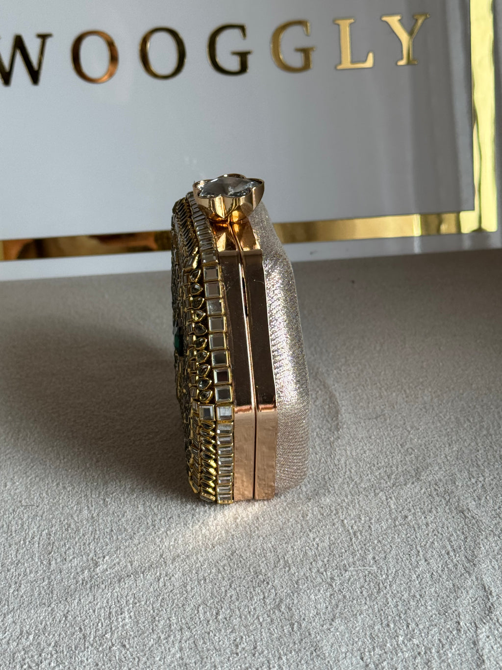 Gulnaar Kundan Clutch - Green Stone