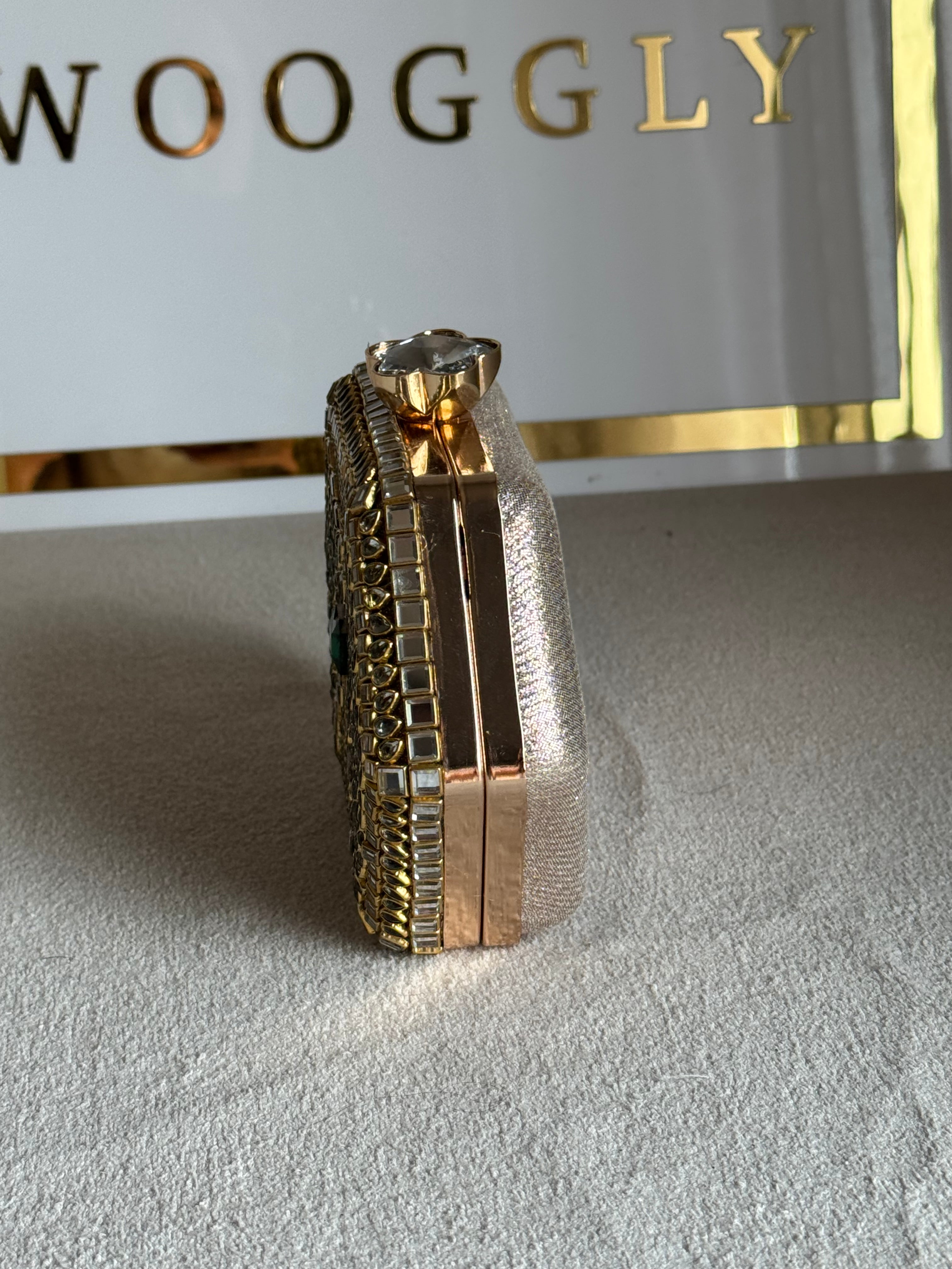 Gulnaar Kundan Clutch - Green Stone