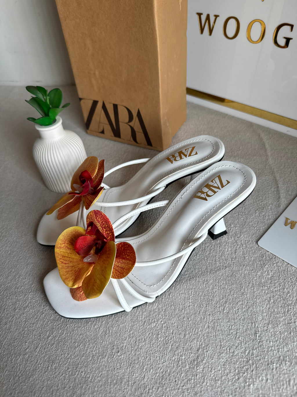Zara Flower Heels WHITE WITH YELLOW - with Brand Box