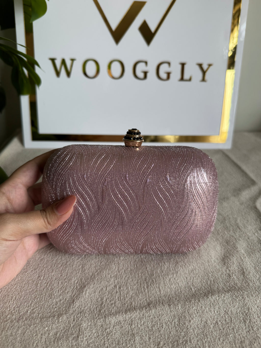 Milan Clutch - Pink