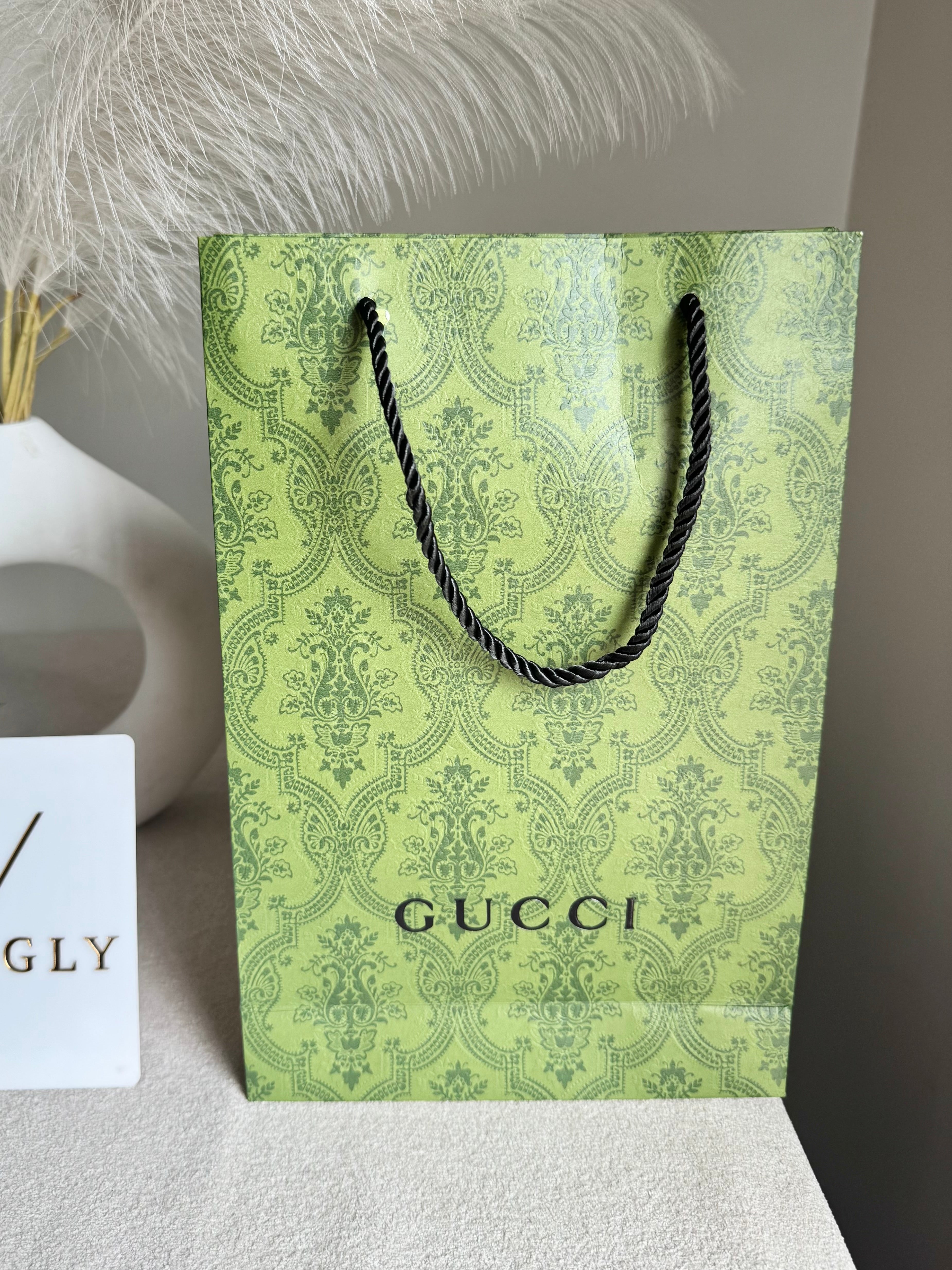 Gift Bag - Gucci - Small (ONLY FOR PICK UP OR INDRIVE CUSTOMERS IN LAHORE)