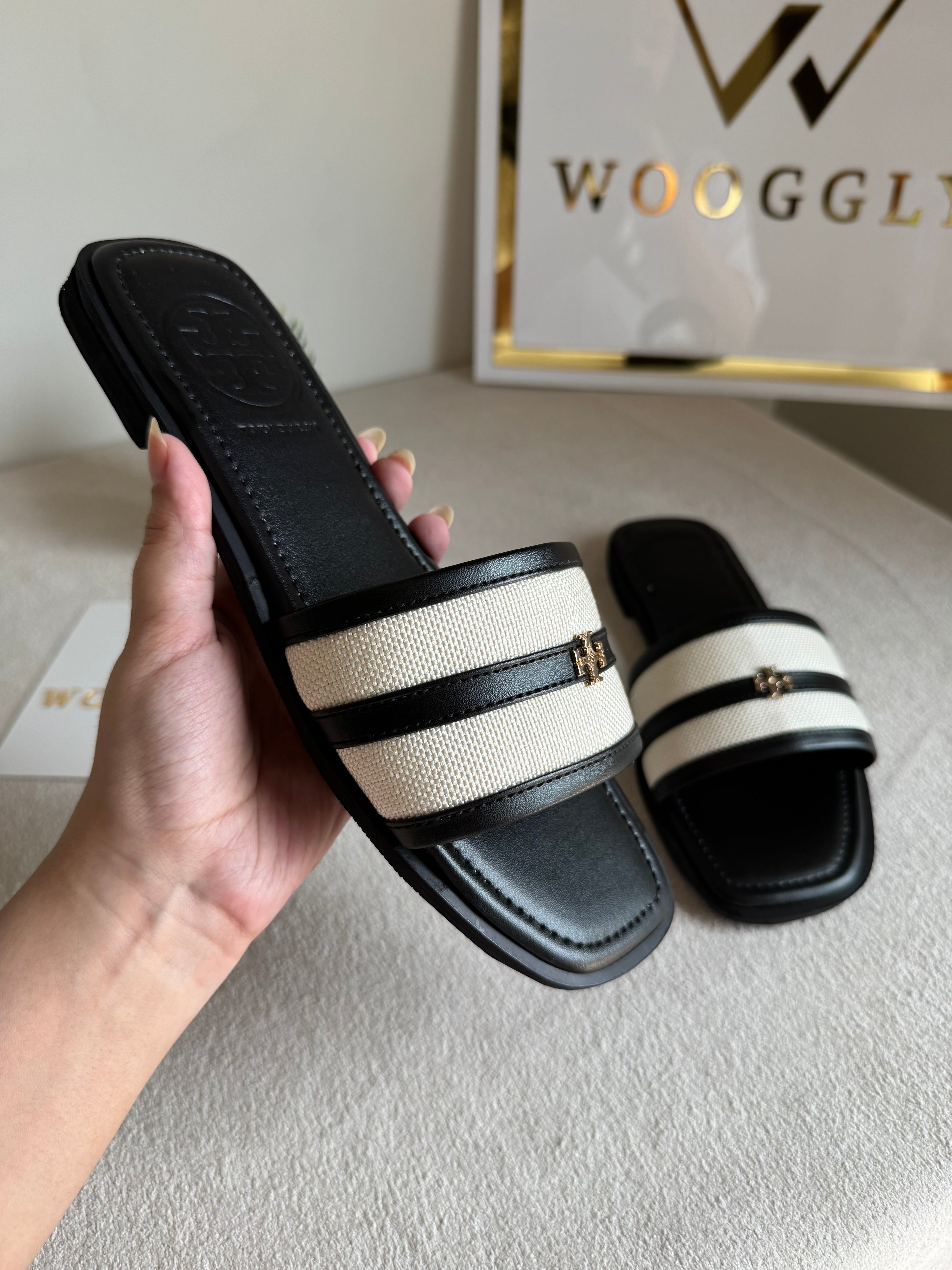 Tory Burch Elara Slides - Black