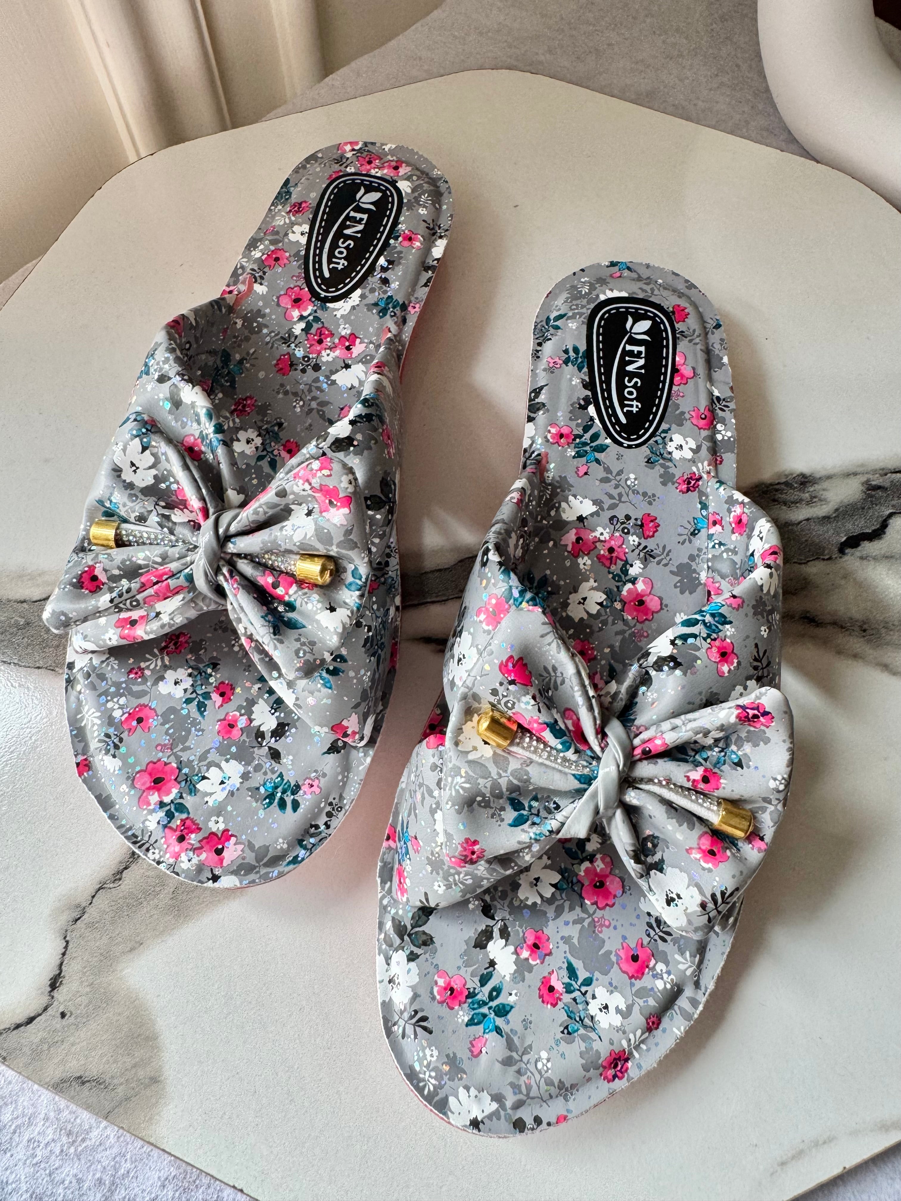 Soft Floral Fantasy Slides - Grey
