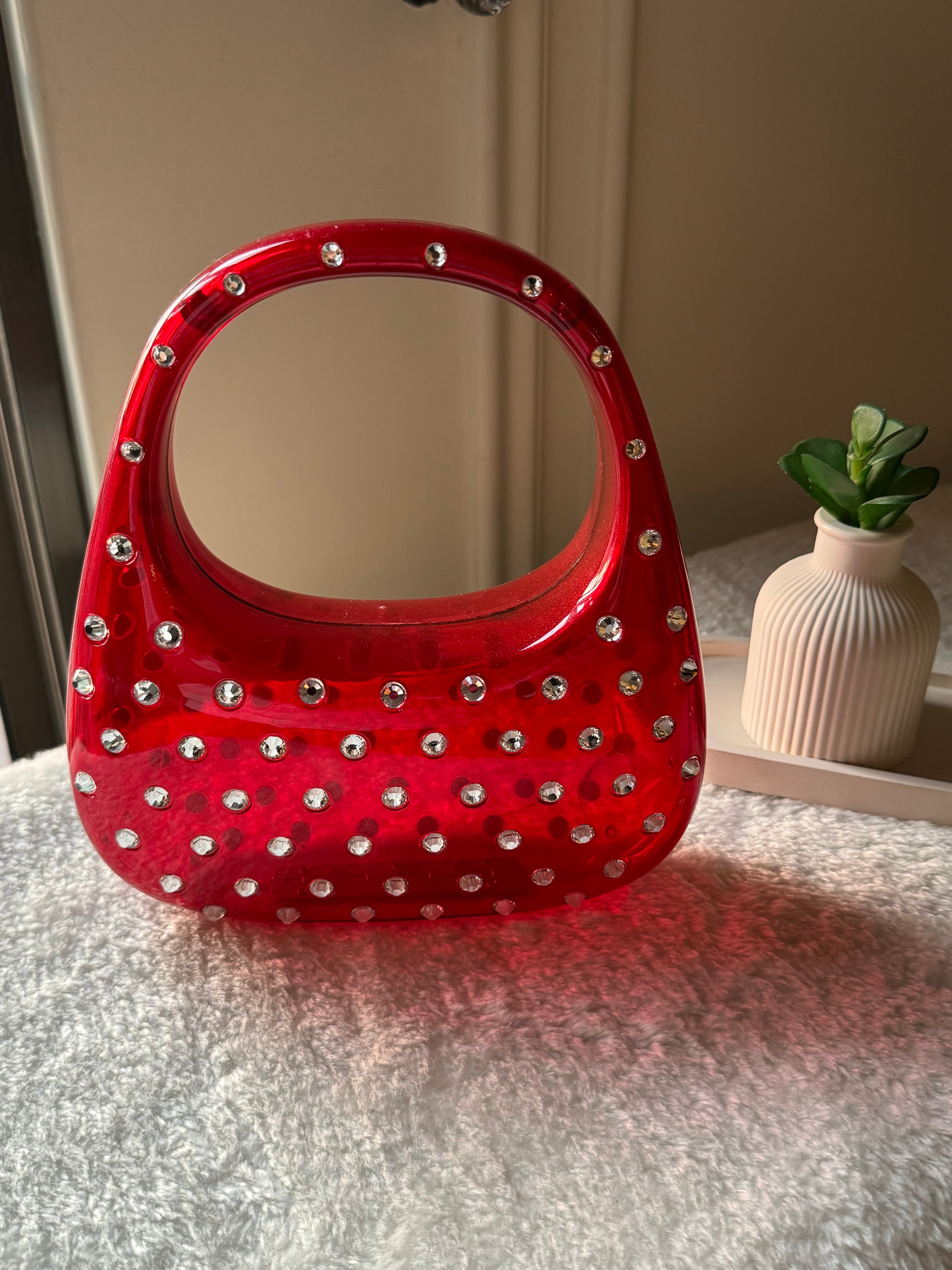 Glimmer Clutch (Red) with Long Chain