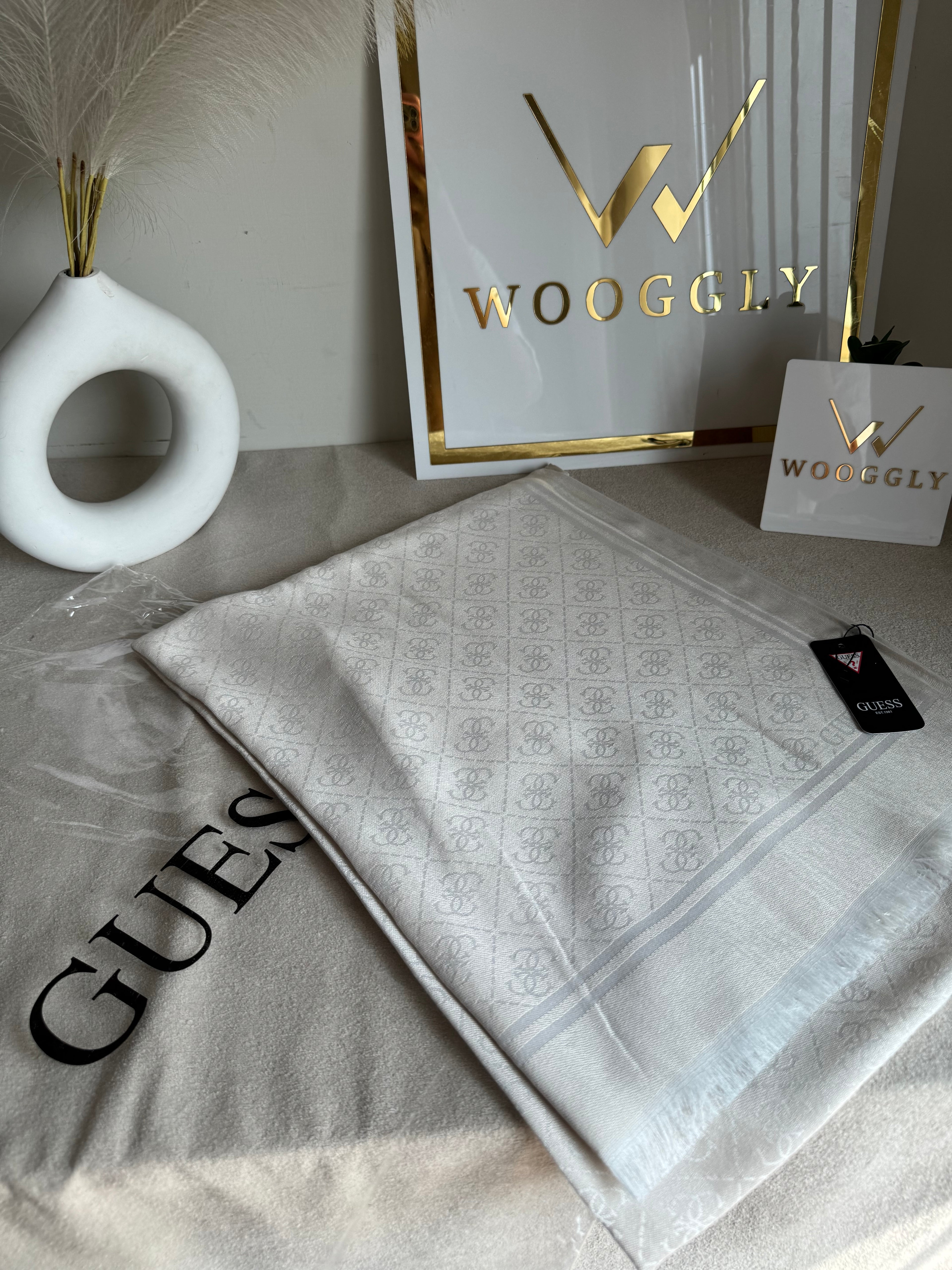 Guess Stoller Cream