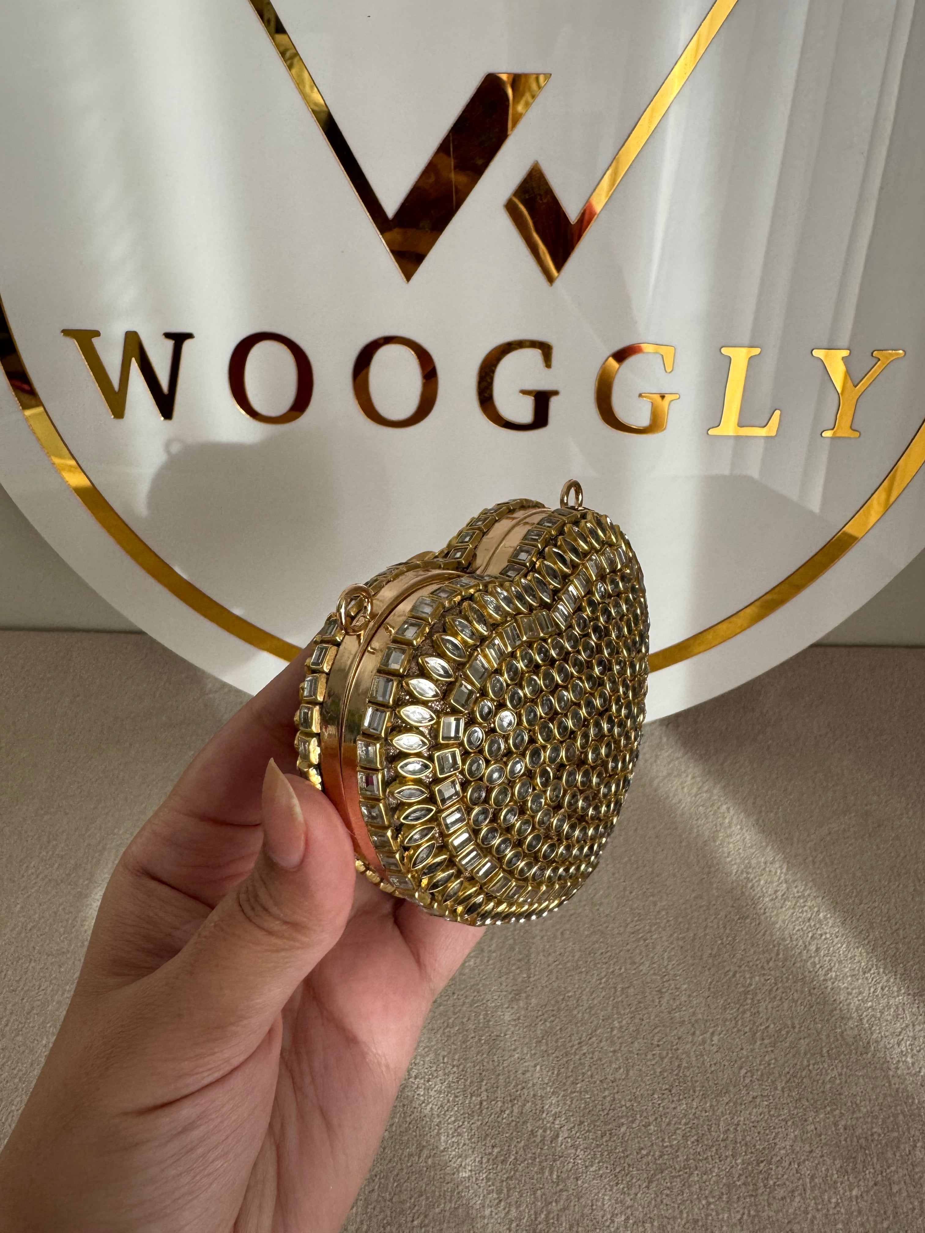 Kundan Classic Heart Clutch - Gold with Chain