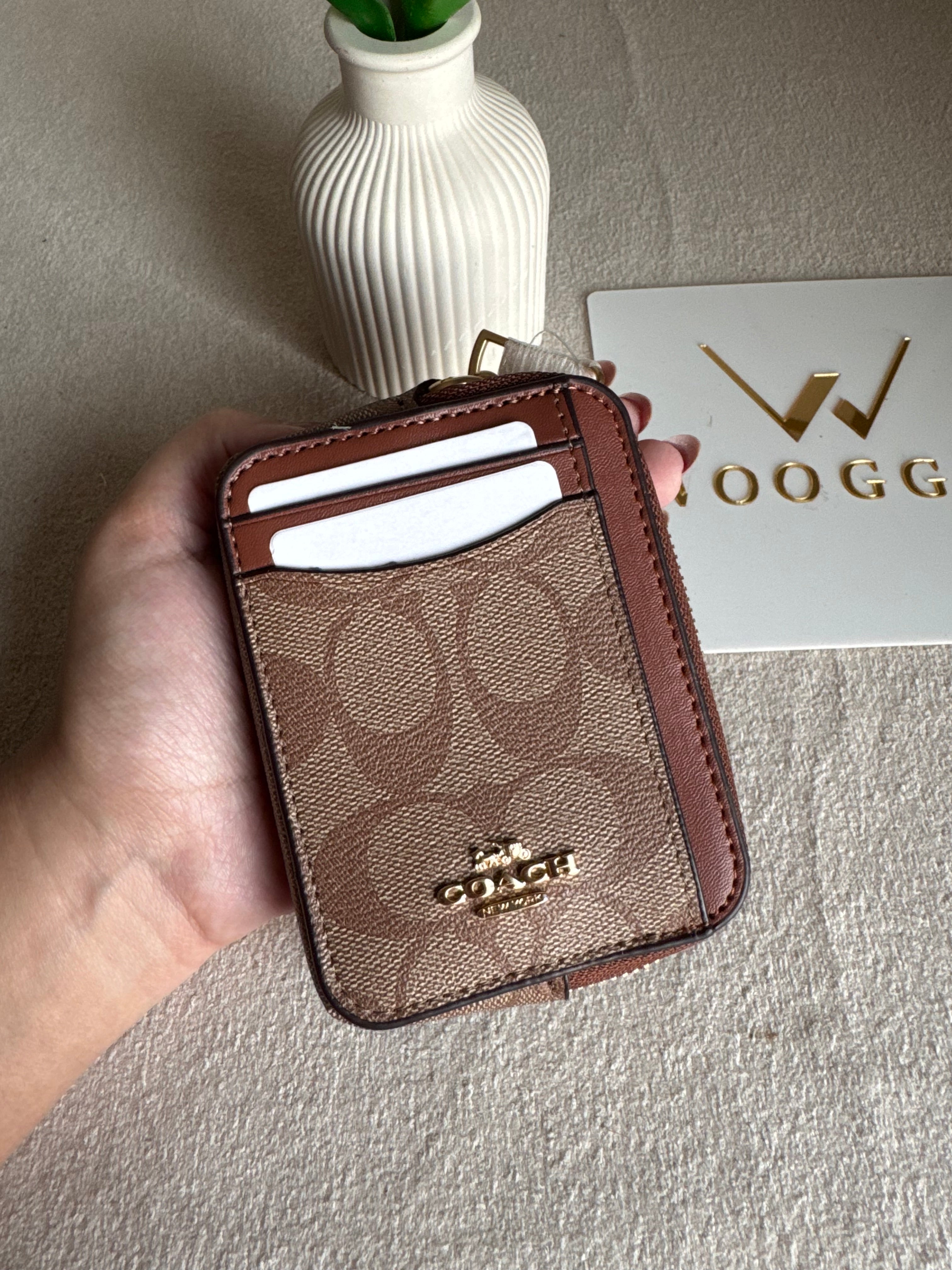 Coach Zip Card Case - Apricot with Chocolate Brown