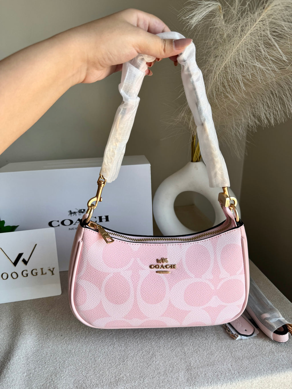 COACH TERI PREMIUM (Pink) - BOX PACKING