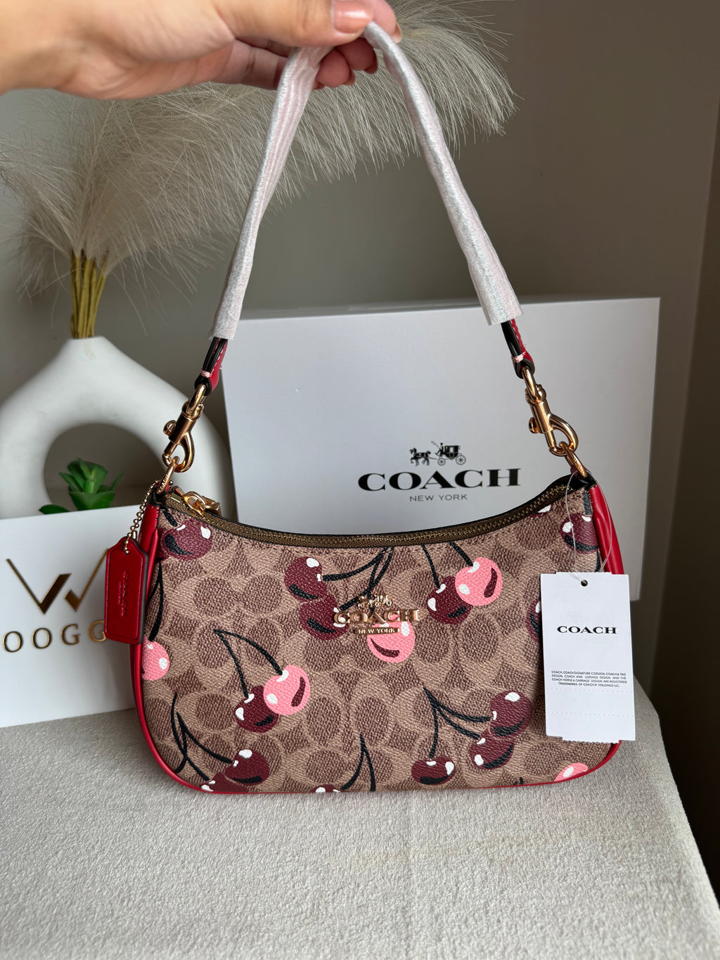 COACH TERI PREMIUM (Maroon with Cherries) - MAGNETIC BOX PACKING