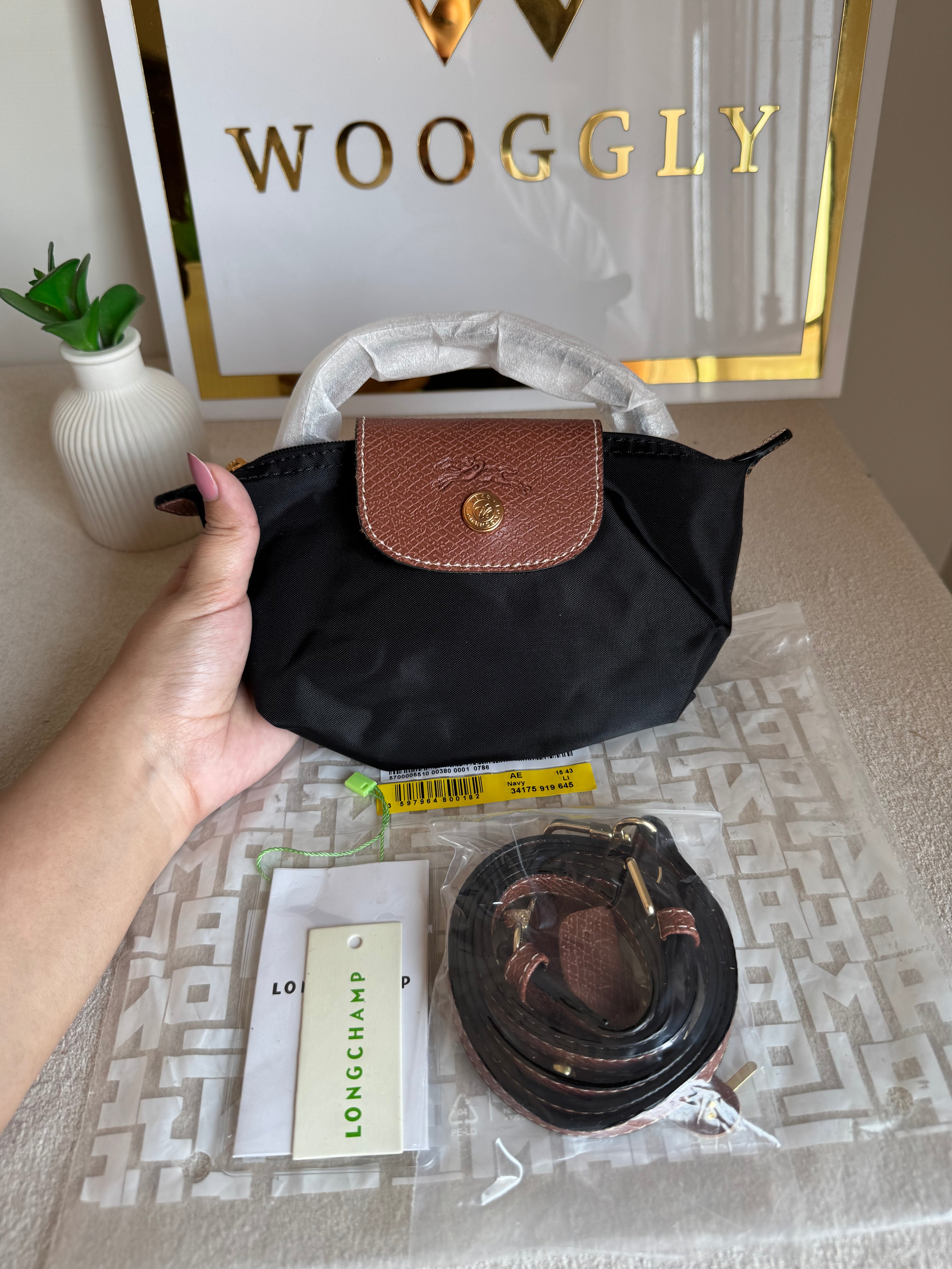 Premium LongChamp Crossbody Bag with Strap - Black (WITH BRAND LOGO)