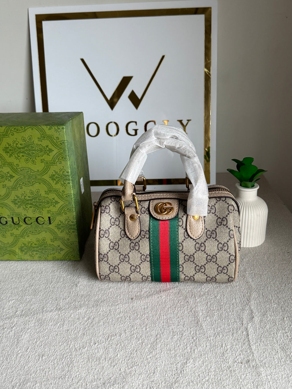 Gucci Mini Duffle Bag - Beige