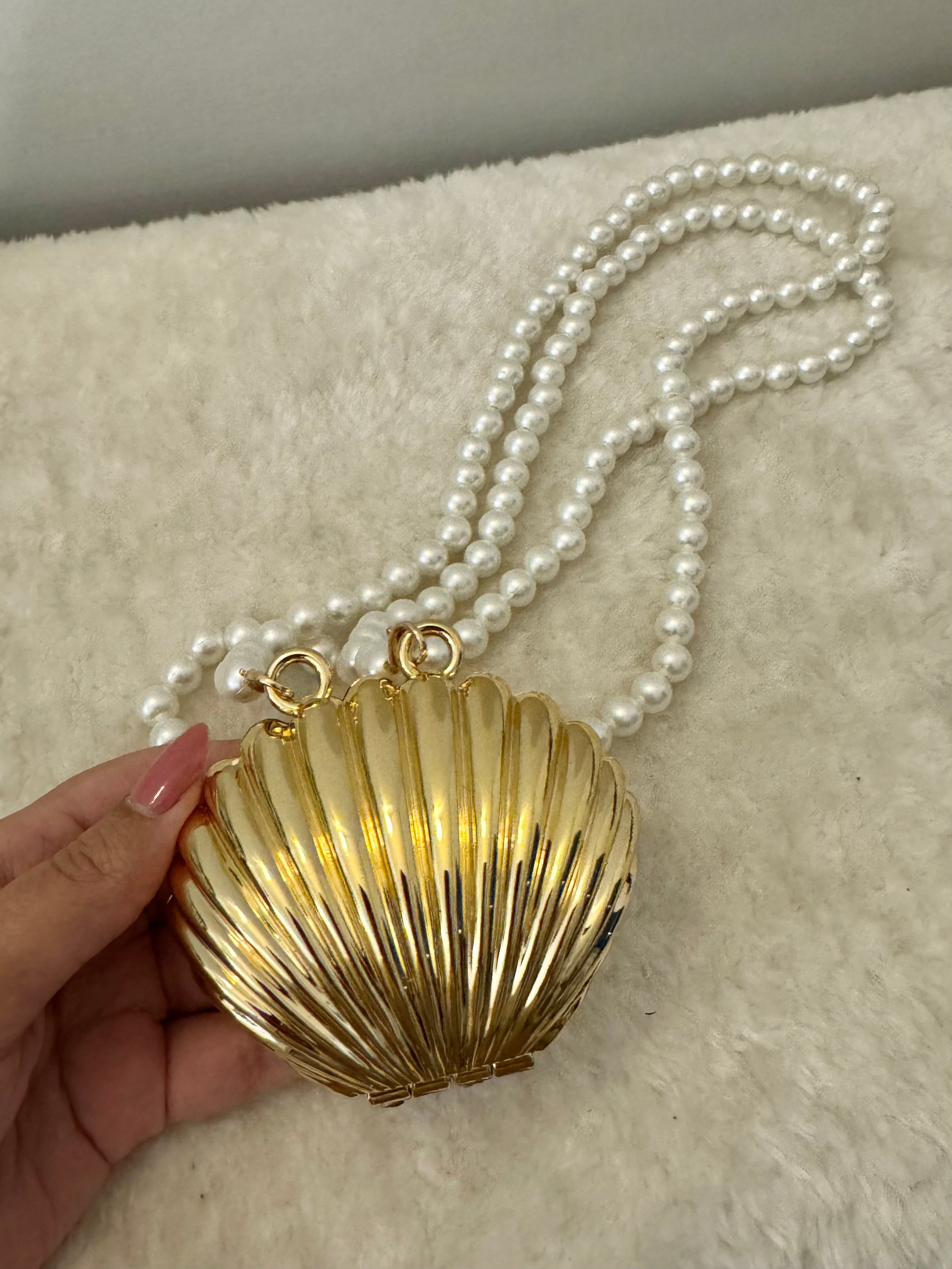 Shell Acrylic Clutch with Pearl Chain - Gold