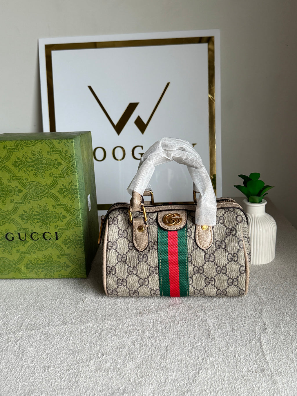 Gucci Mini Duffle Bag - Beige