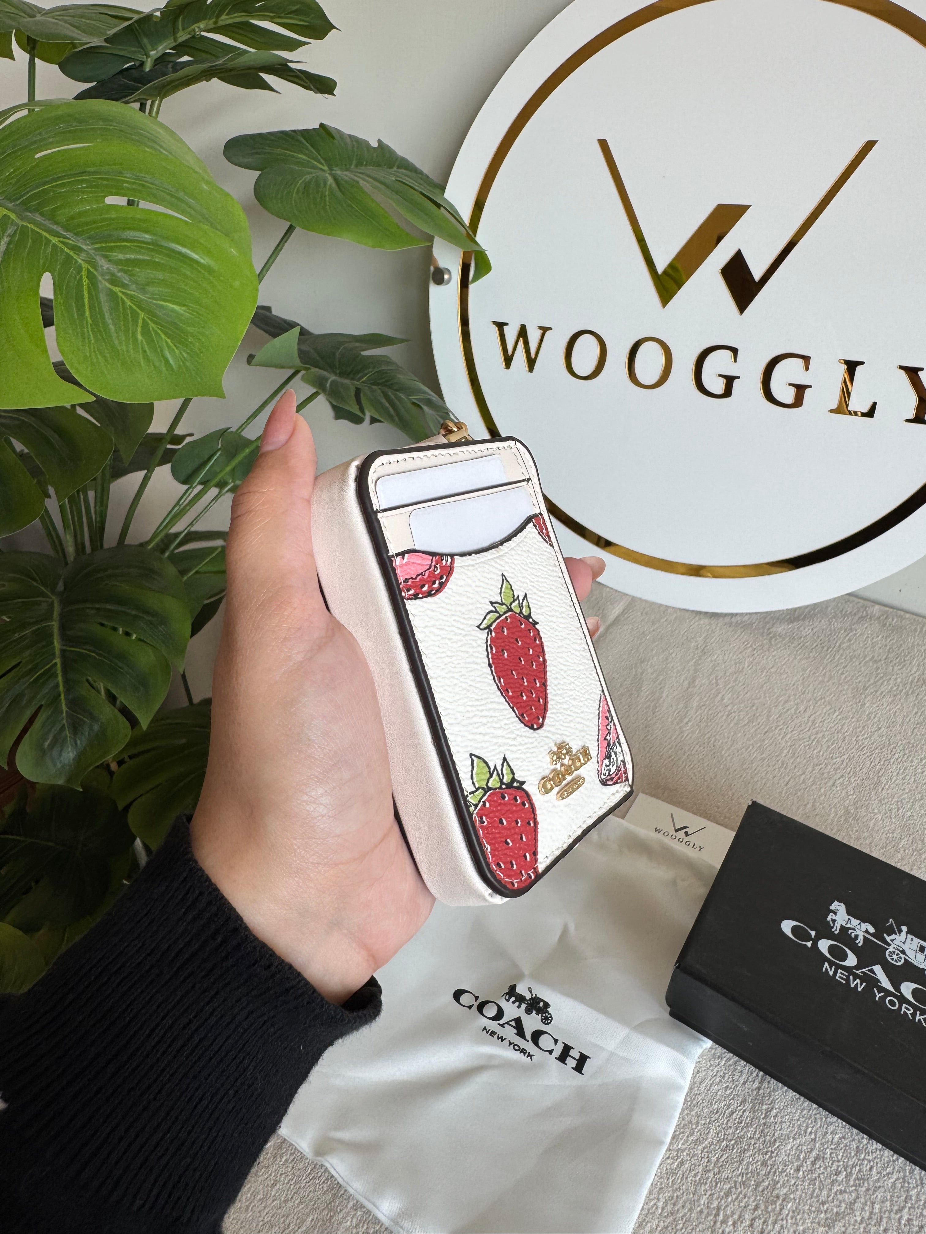 Coach Zip Card Case with Box Packing - Strawberries