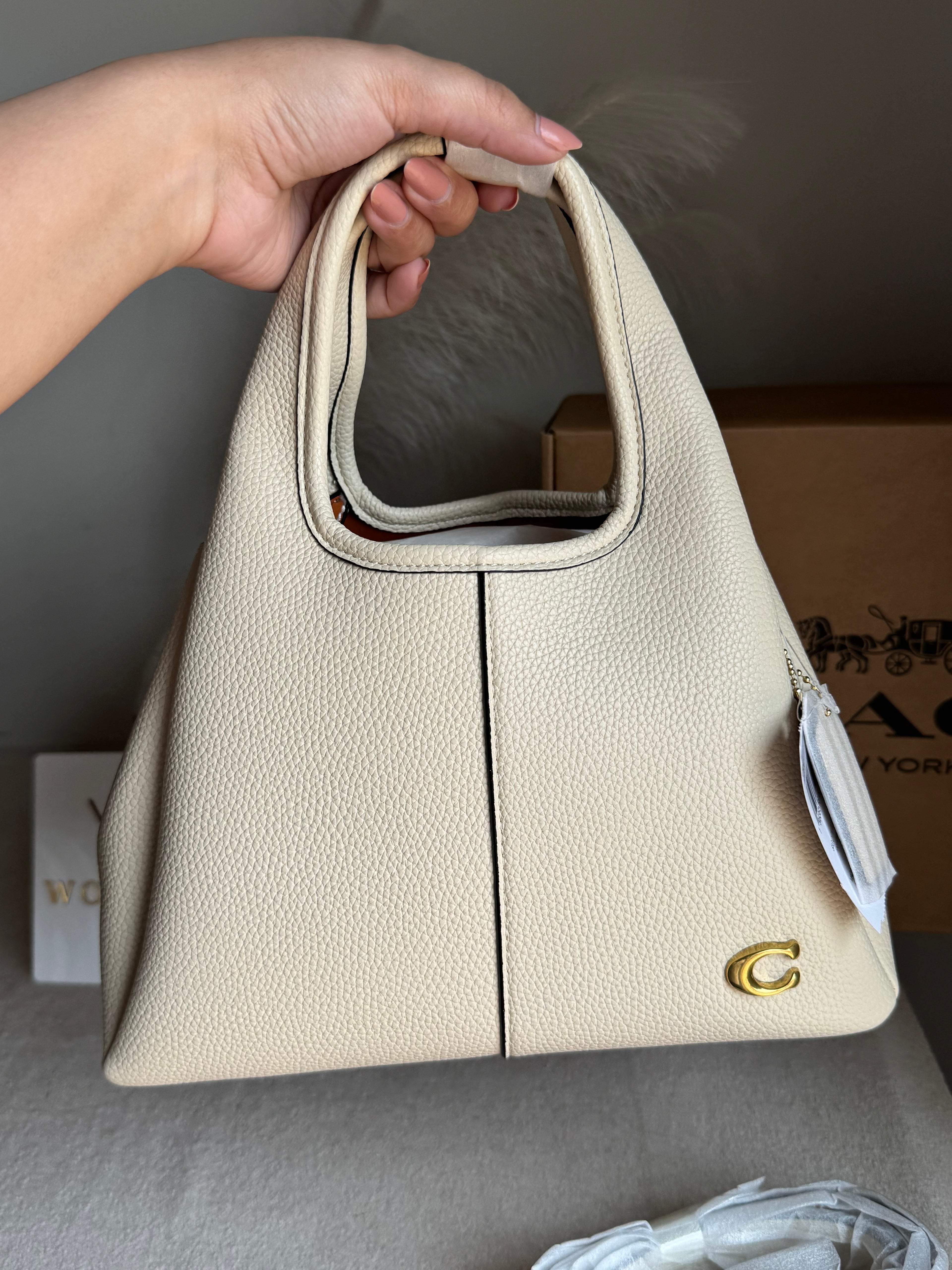 EXTREMELY PREMIUM LANA 23 CREAM - BOX PACKING