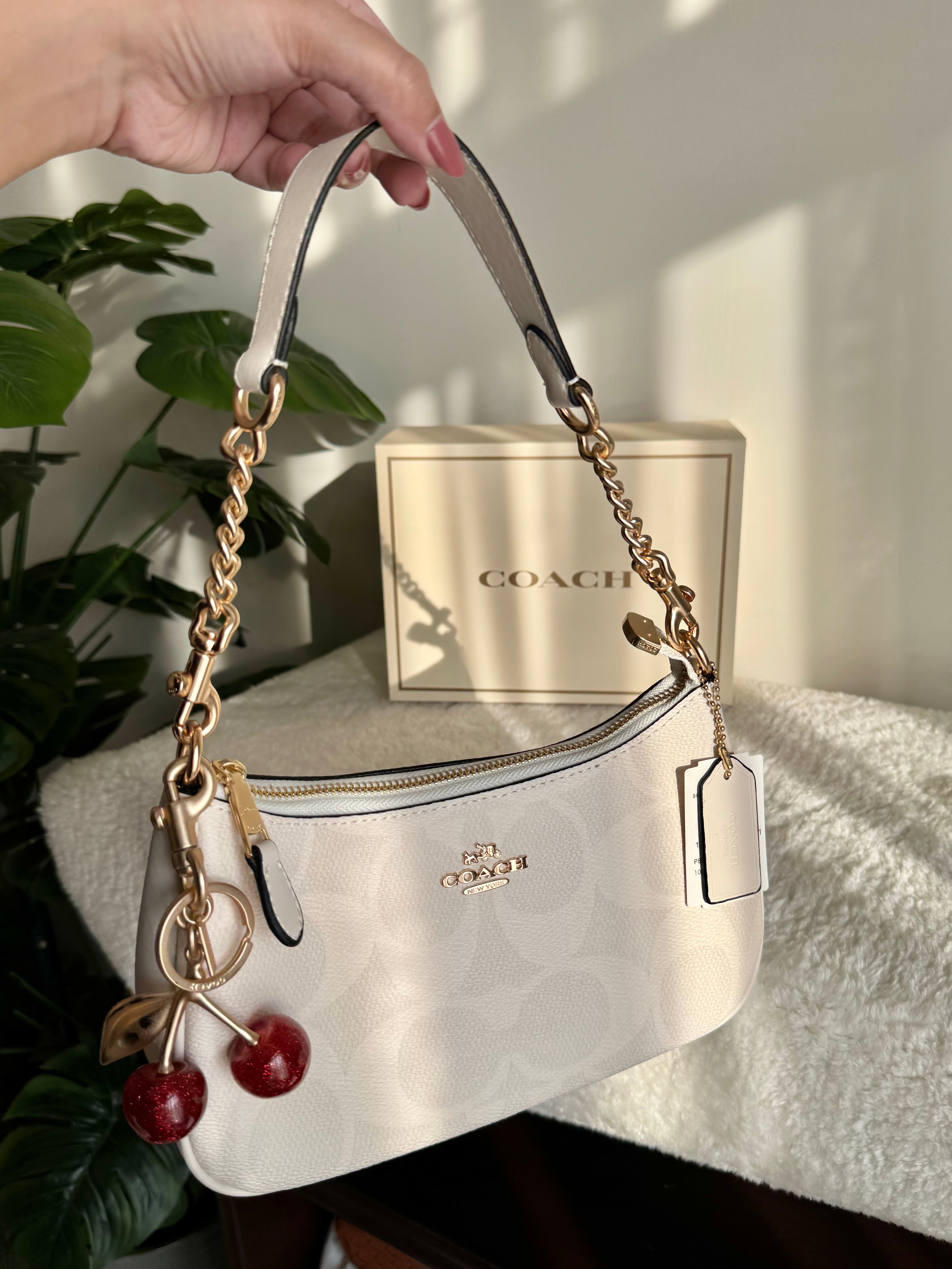 COACH TERI PREMIUM with Coach Cherry Charm (White) - BOX PACKING