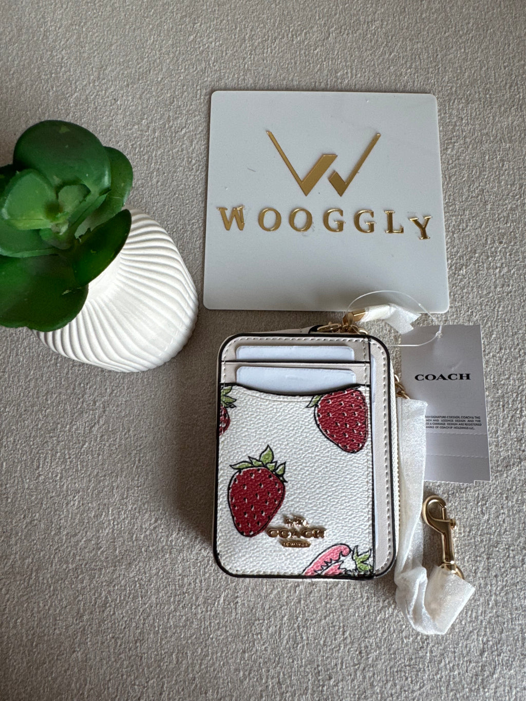 Coach Zip Card Case - Strawberries