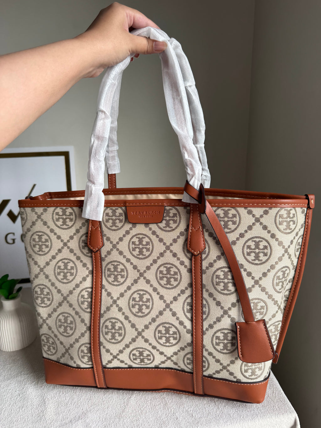 Tory Burch Tote Bag - Beige & Brown