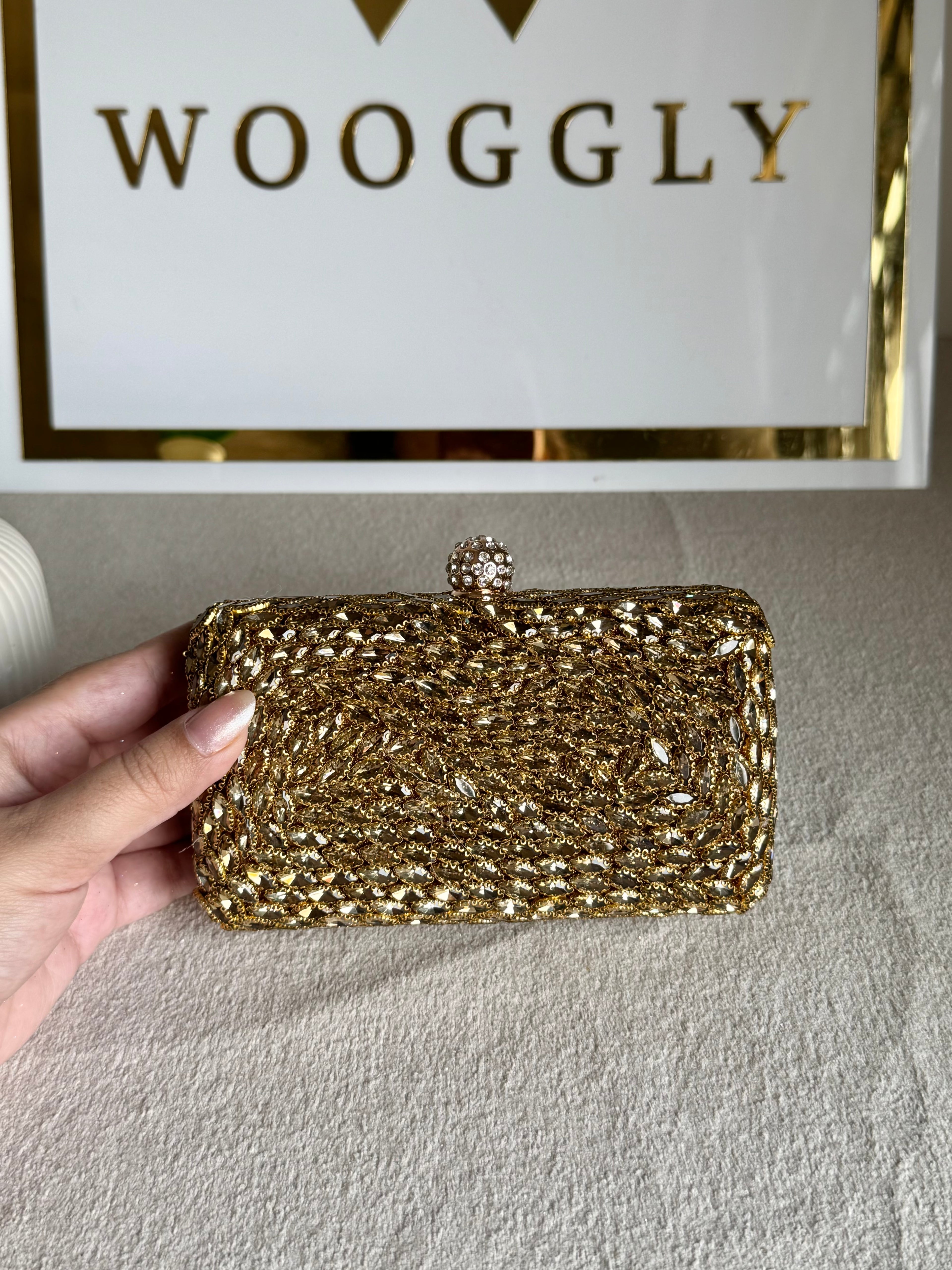 Alyzeh Clutch (Gold)