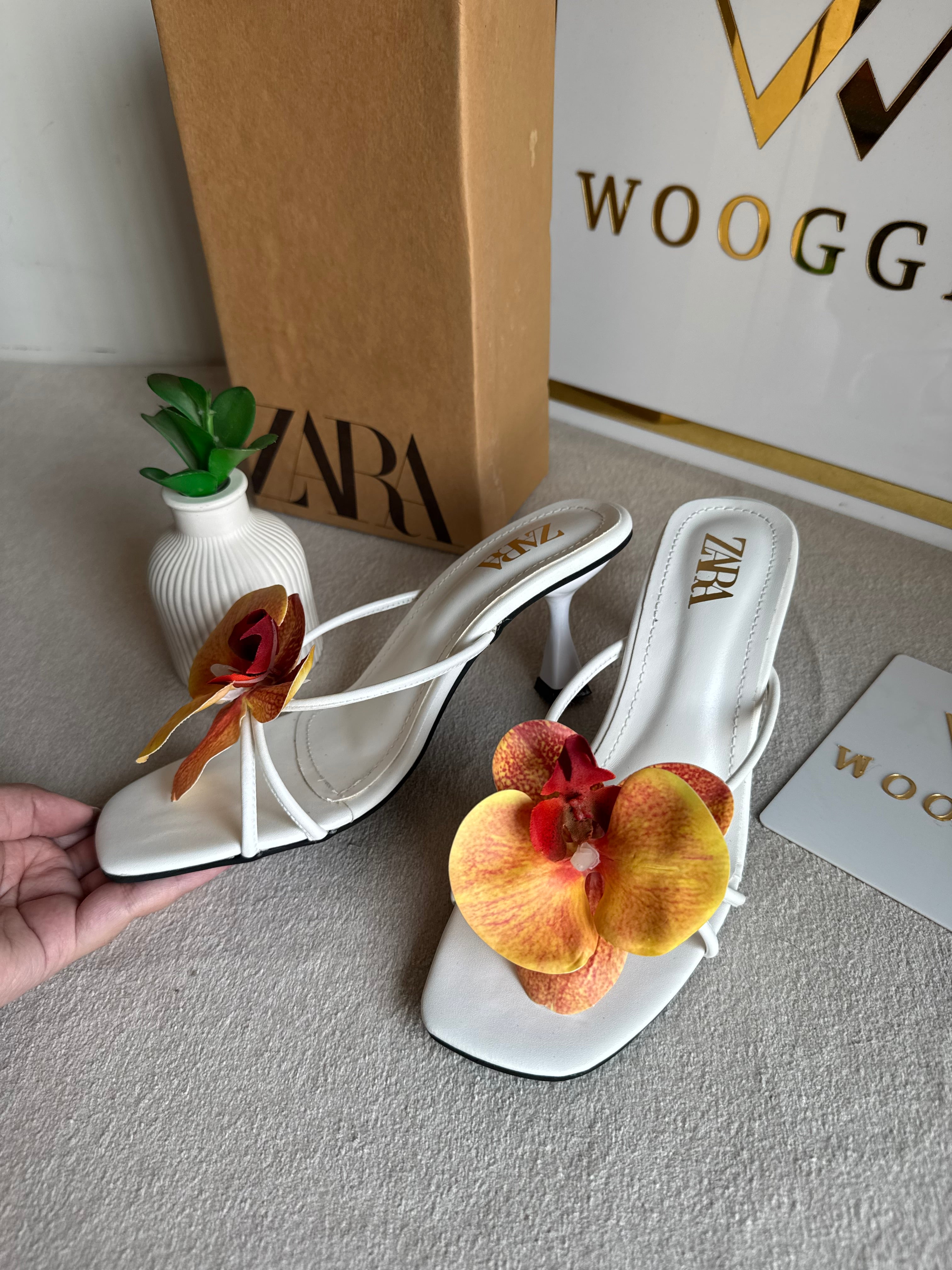Zara Flower Heels WHITE WITH YELLOW - with Brand Box