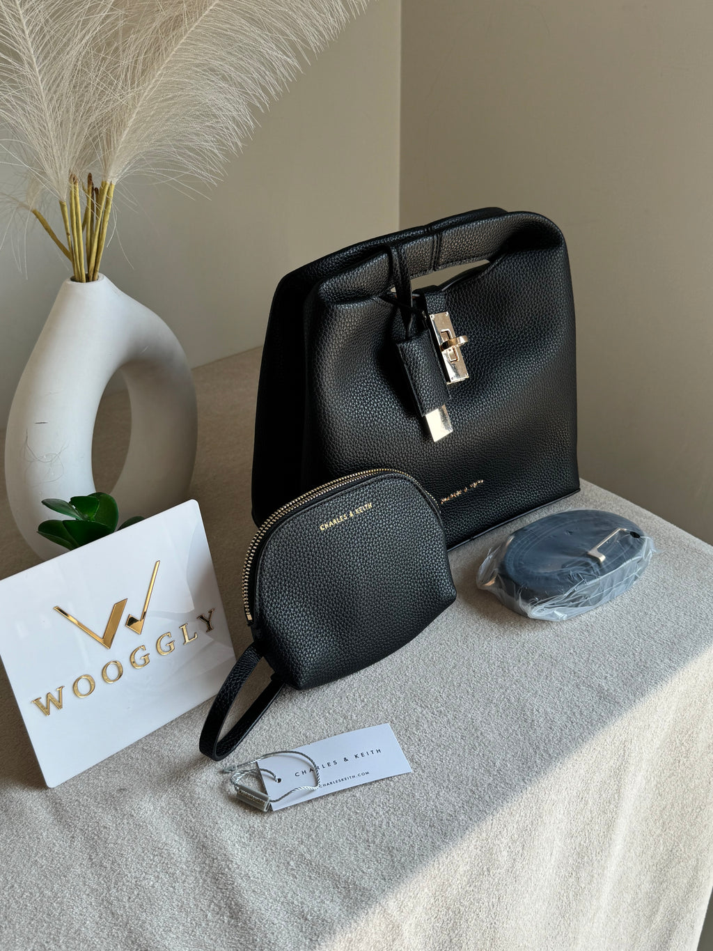 Premium C & K Bucket Bag with Small Pouch & PROPER PACKING Black