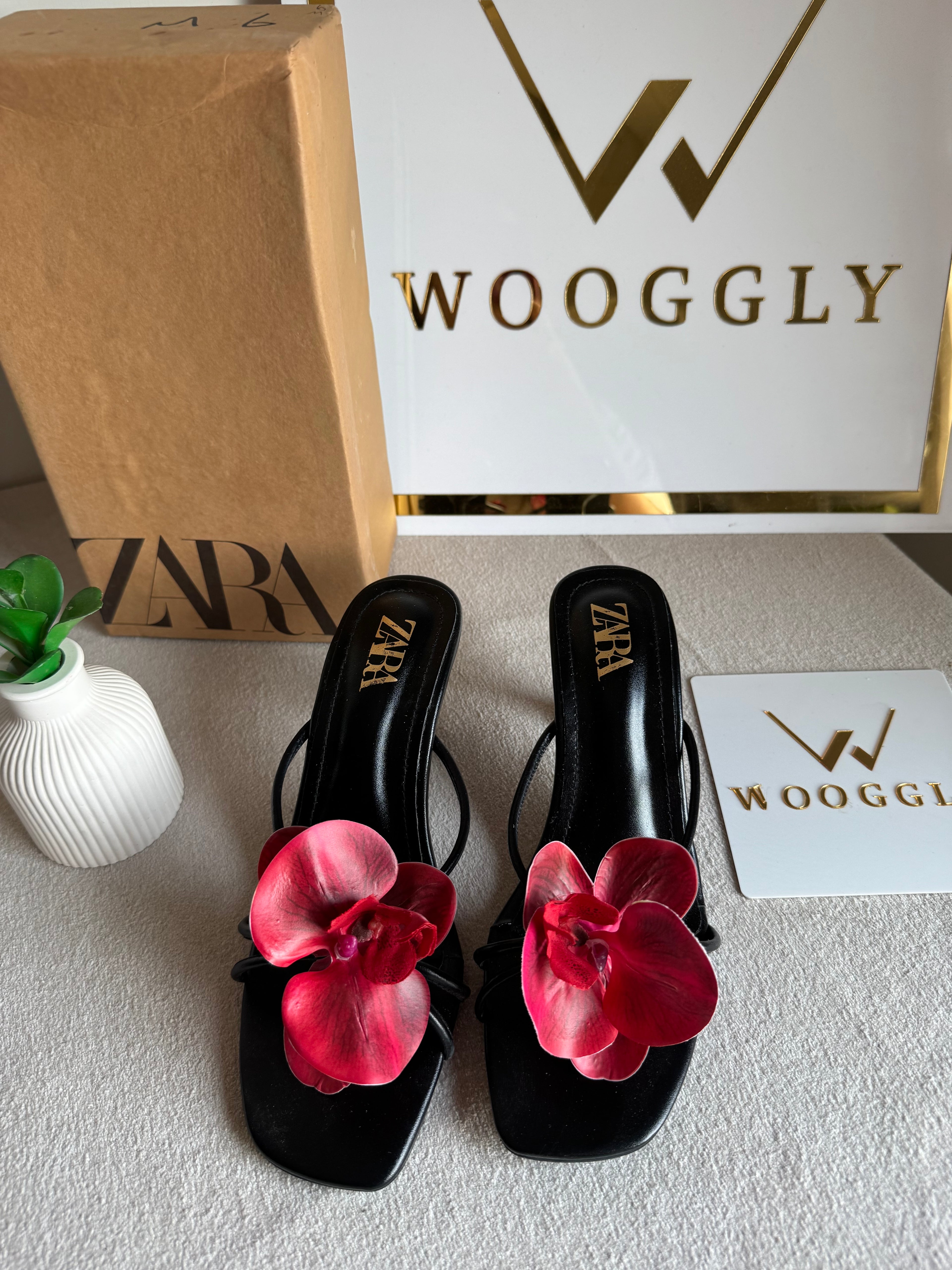 Zara Flower Heels BLACK WITH RED with Brand Box