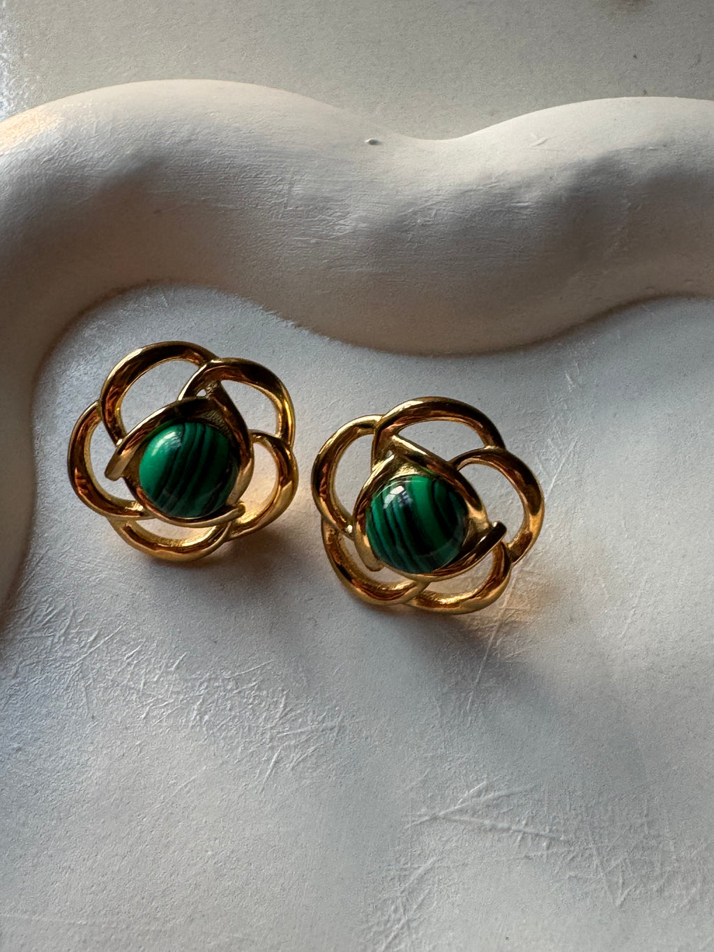 Twinkle Studs - Green