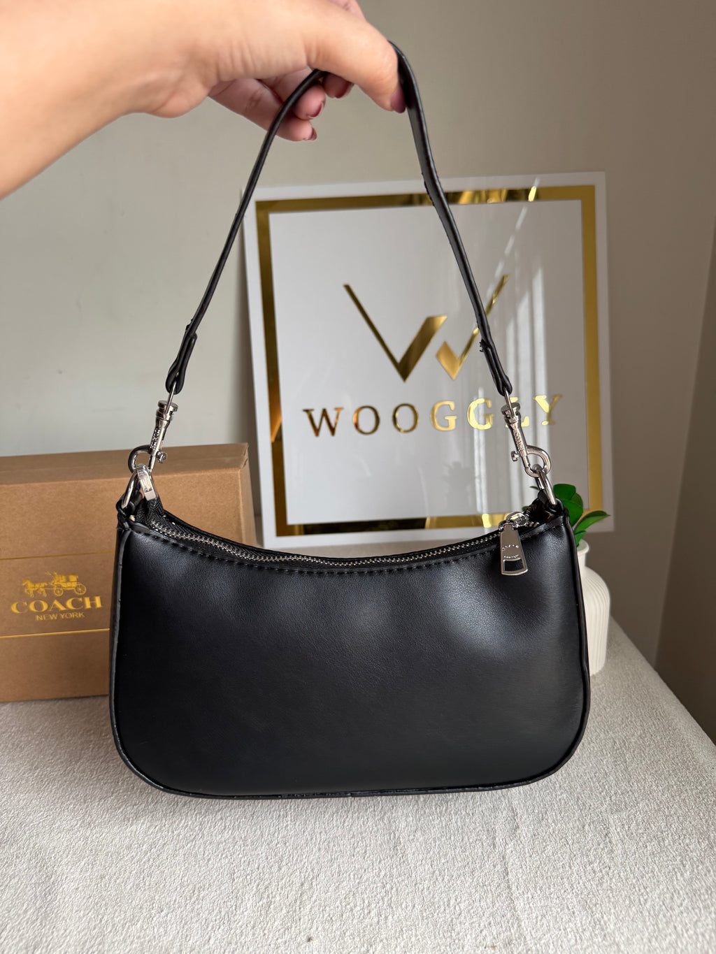 COACH TERI PREMIUM (Black) - BOX PACKING