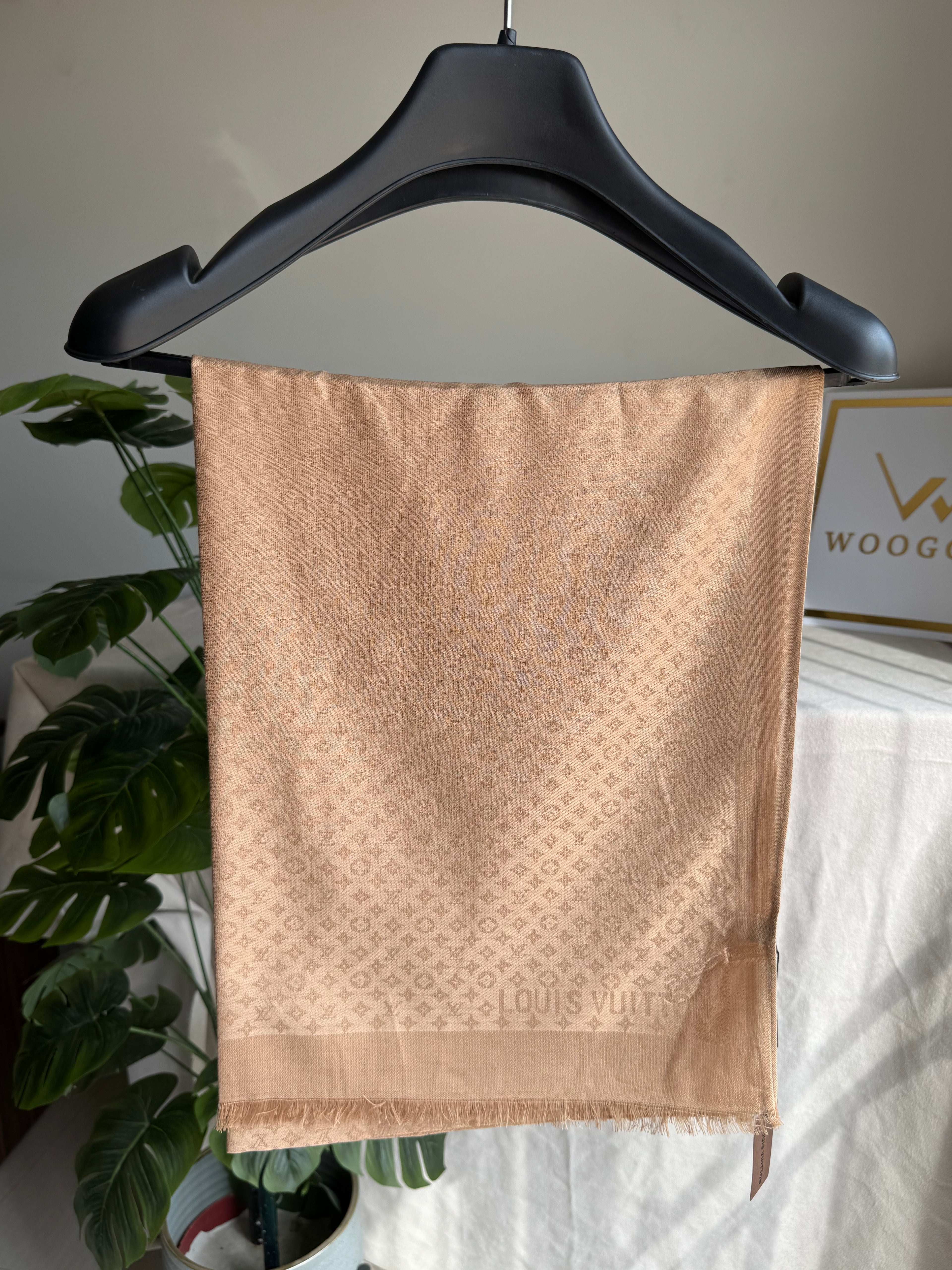 ALL SEASON LV Scarf - Beige