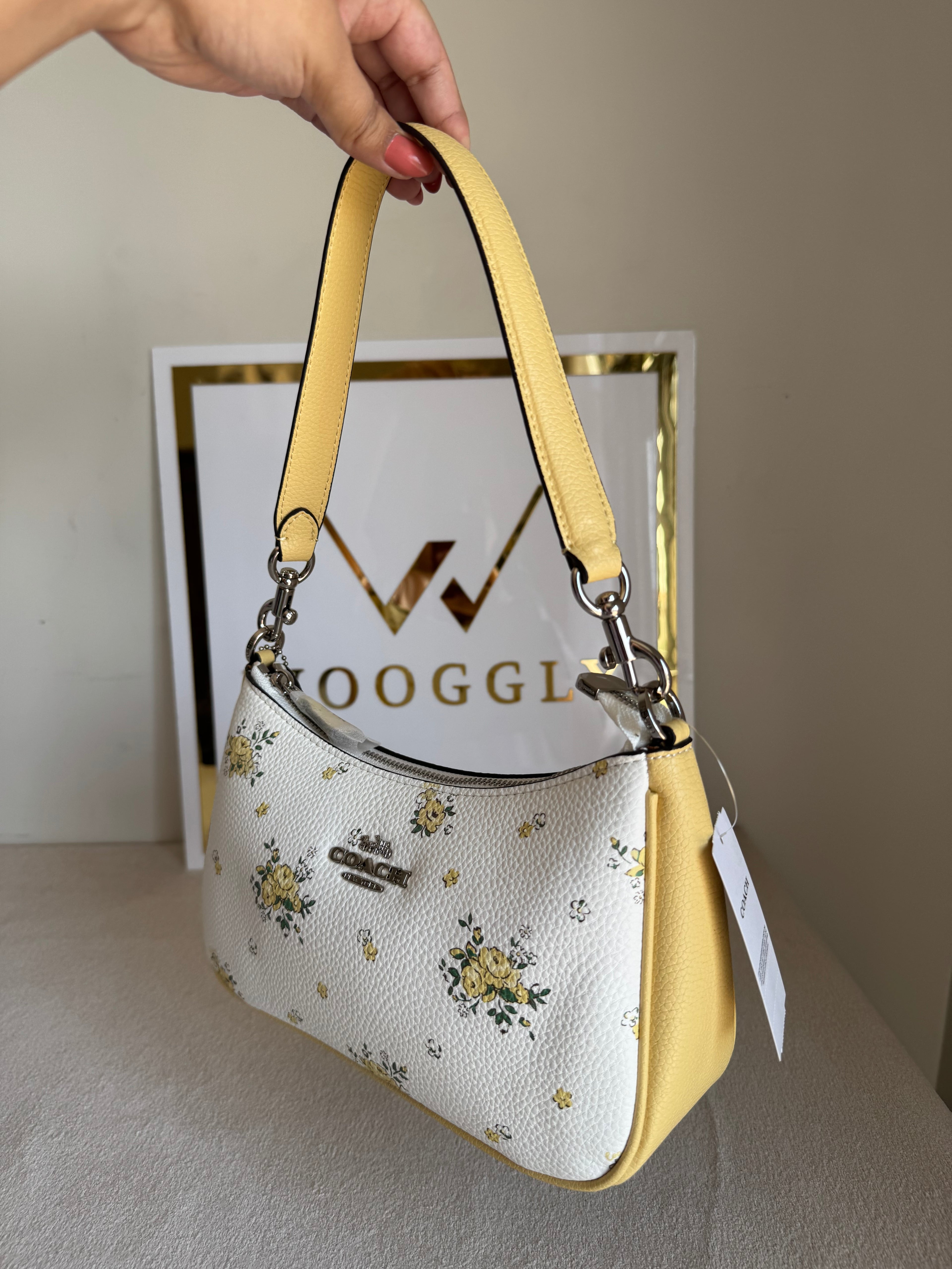 COACH TERI PREMIUM (Viral Butter Yellow) - MAGNETIC BOX PACKING